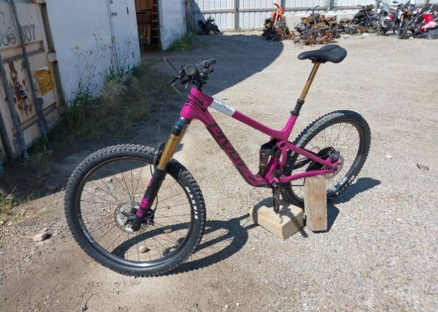 2025 PIVOT CYCLES SHADOWCAT