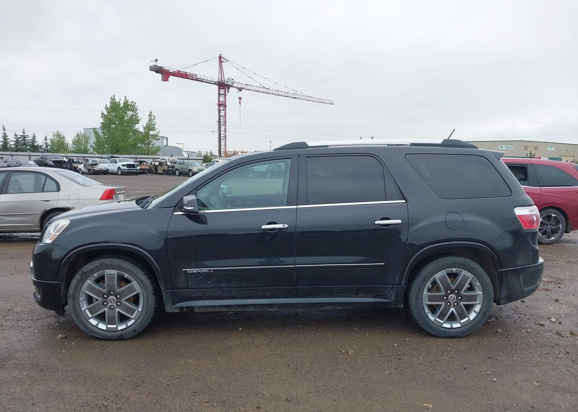 2012 GMC ACADIA DENALI