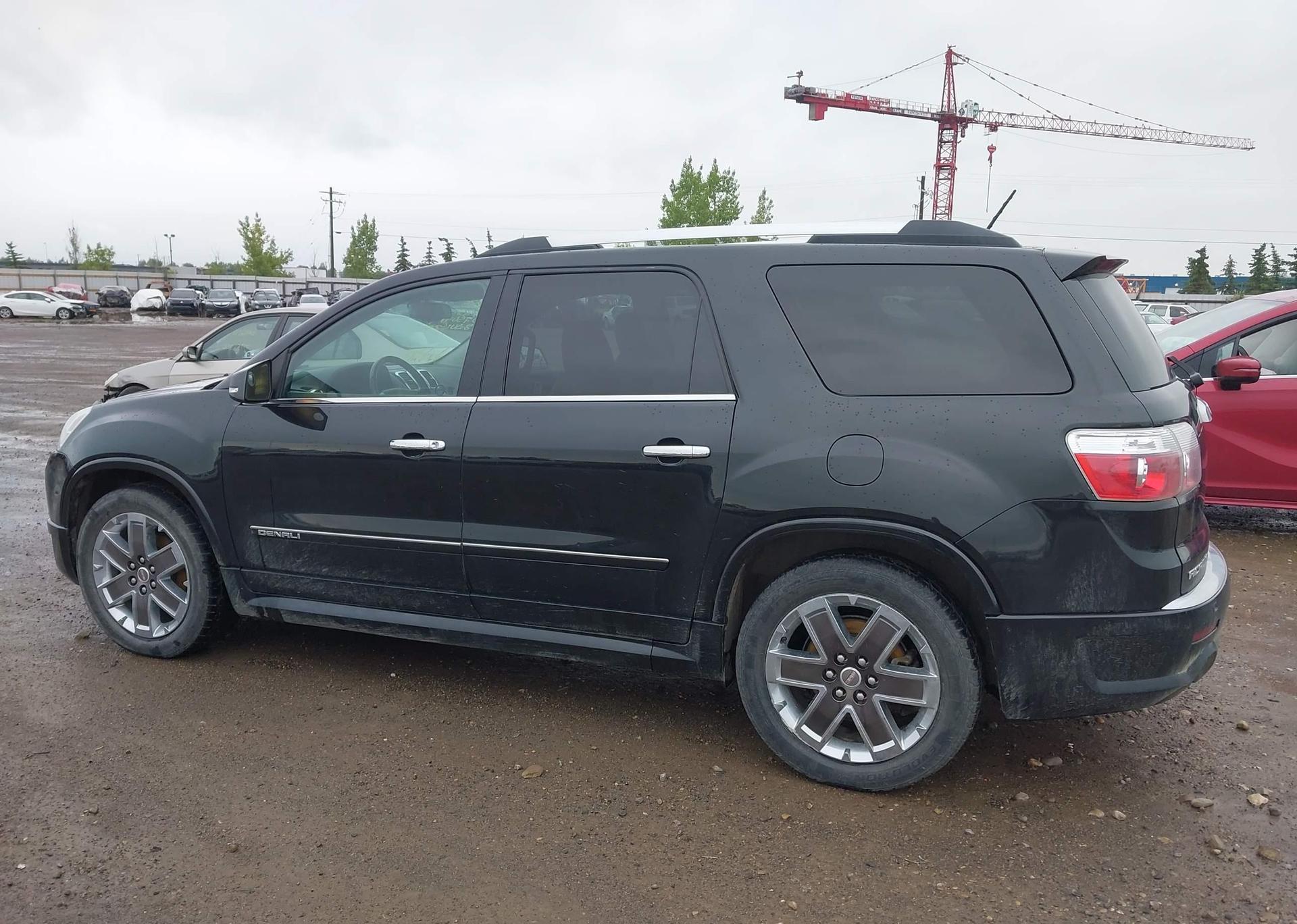 2012 GMC ACADIA DENALI