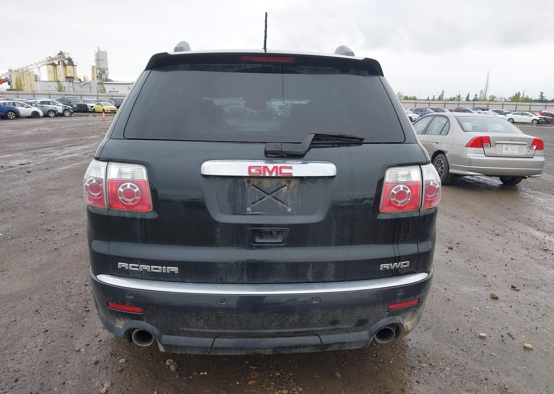 2012 GMC ACADIA DENALI