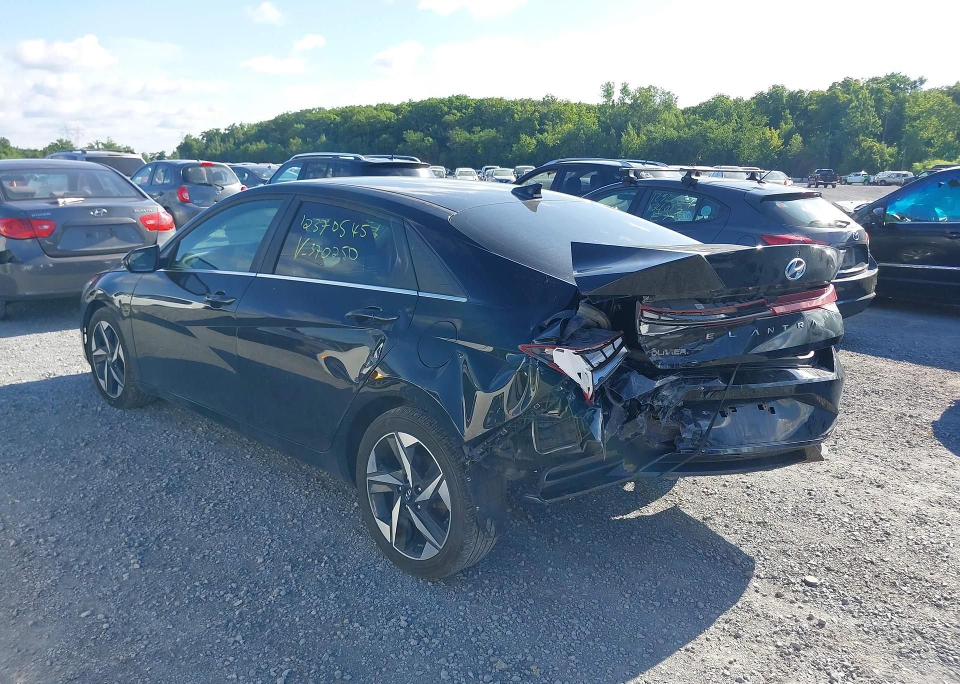 2022 HYUNDAI ELANTRA SEL