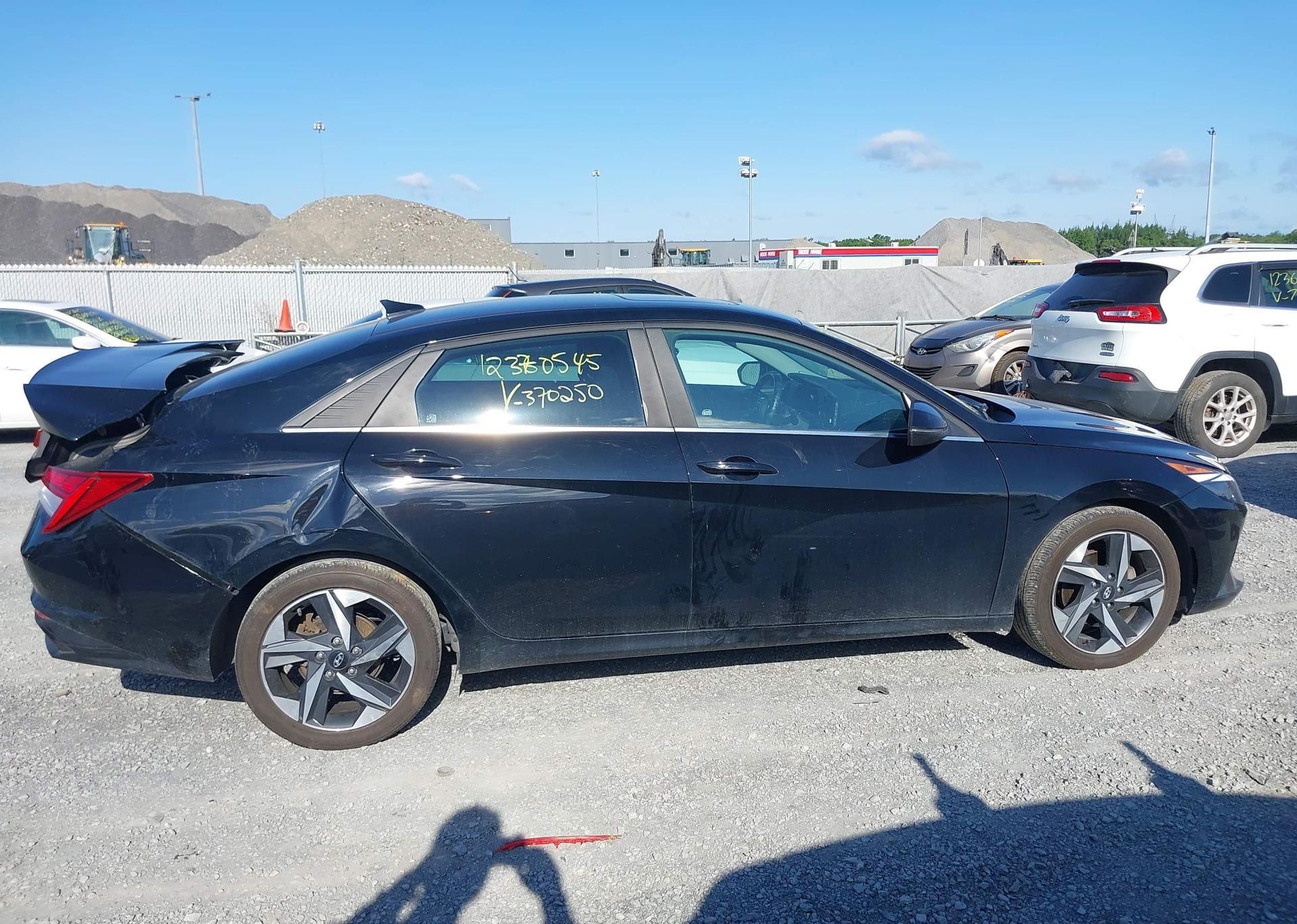 2022 HYUNDAI ELANTRA SEL