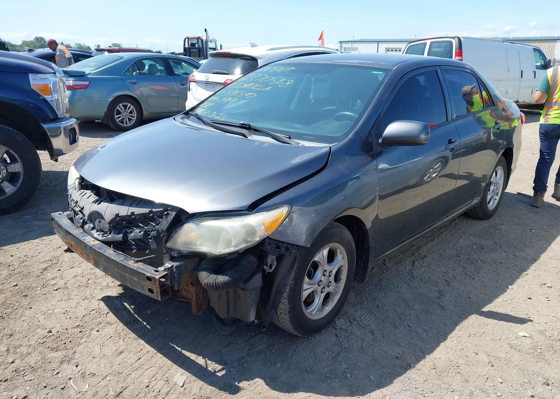 2011 TOYOTA YARIS