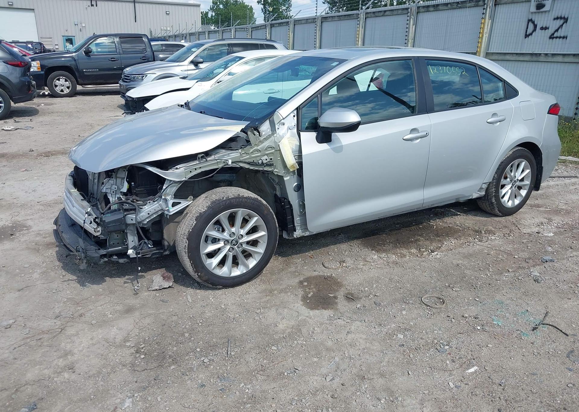 2022 TOYOTA COROLLA LE
