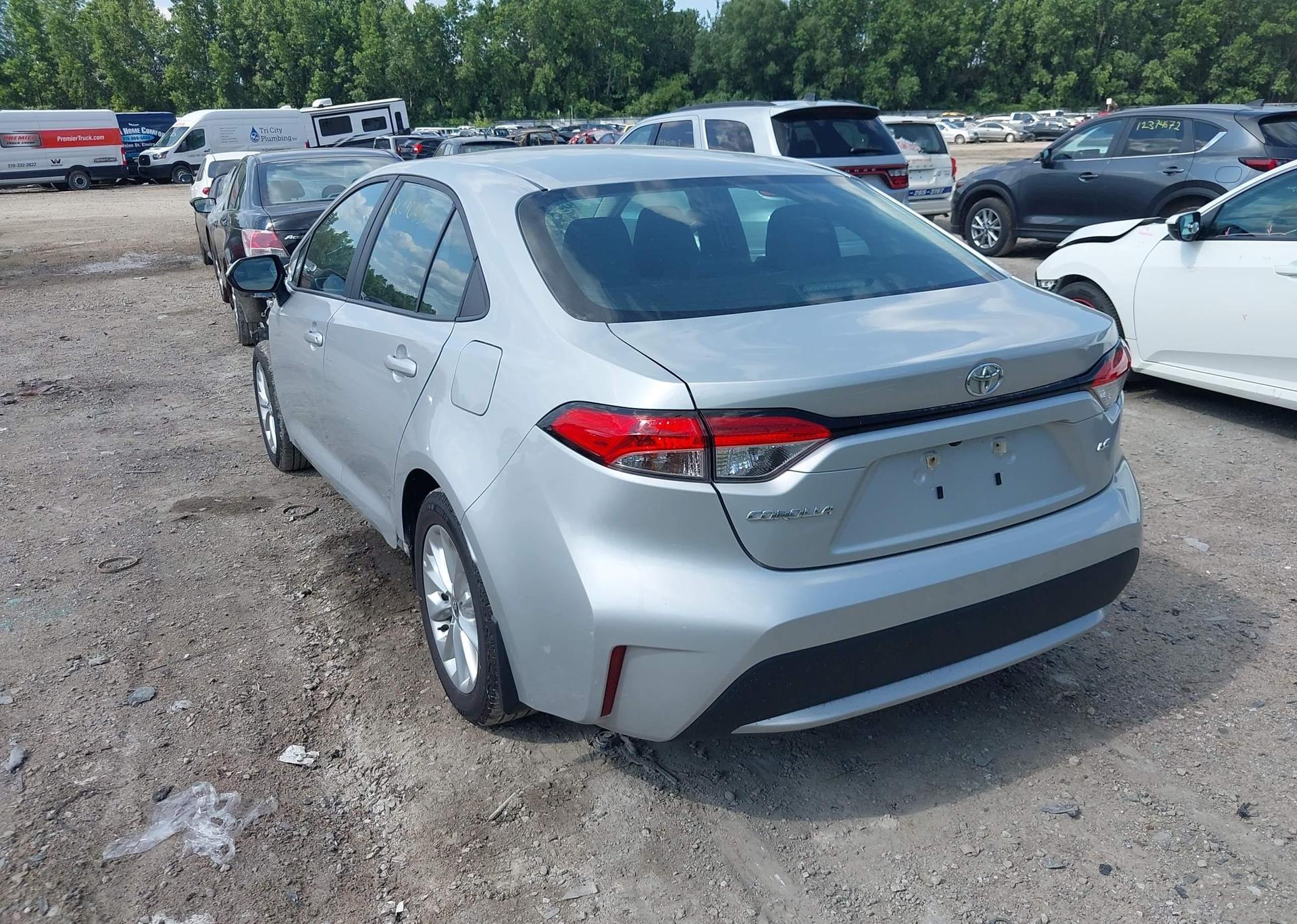 2022 TOYOTA COROLLA LE