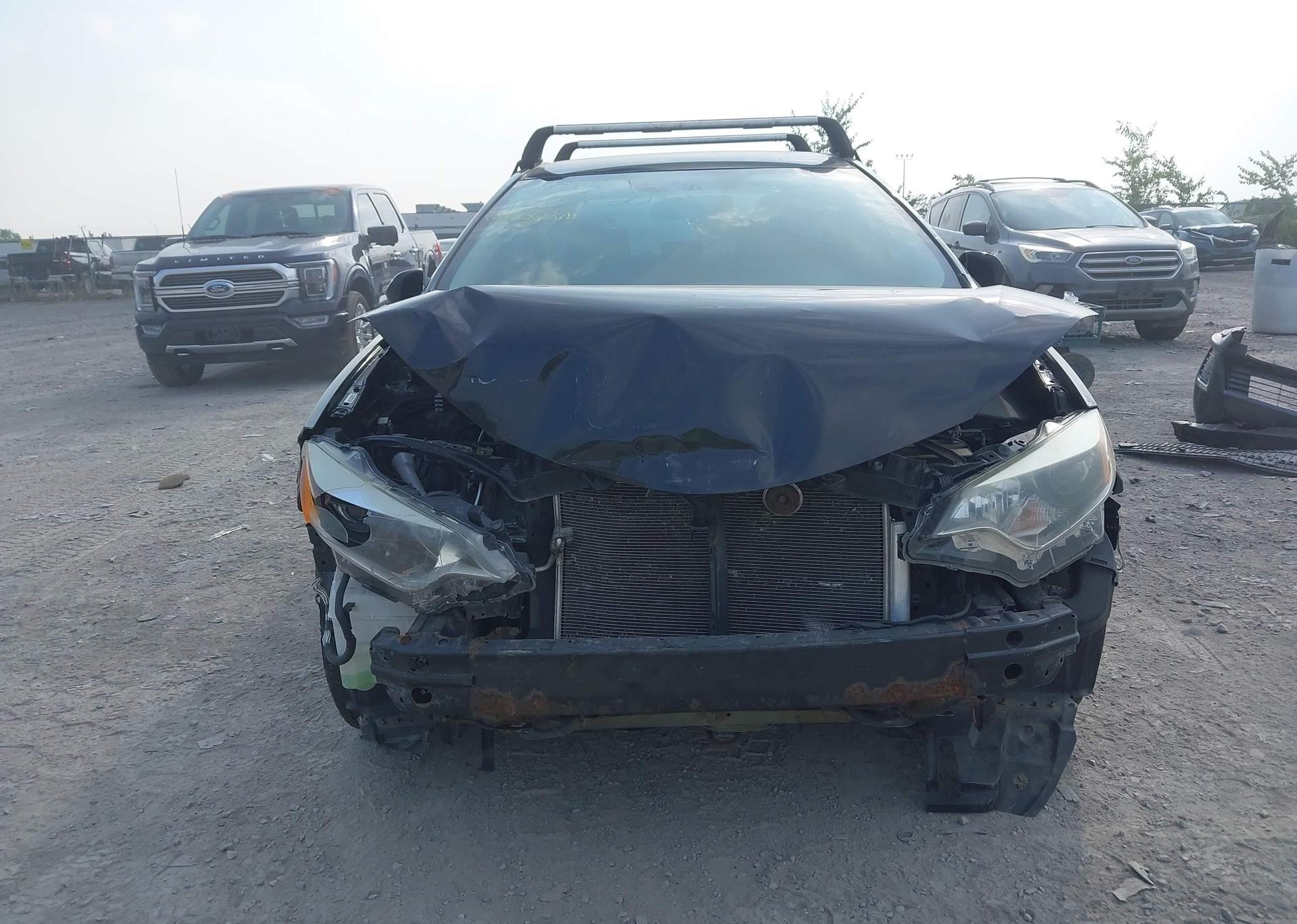 2015 TOYOTA COROLLA LE