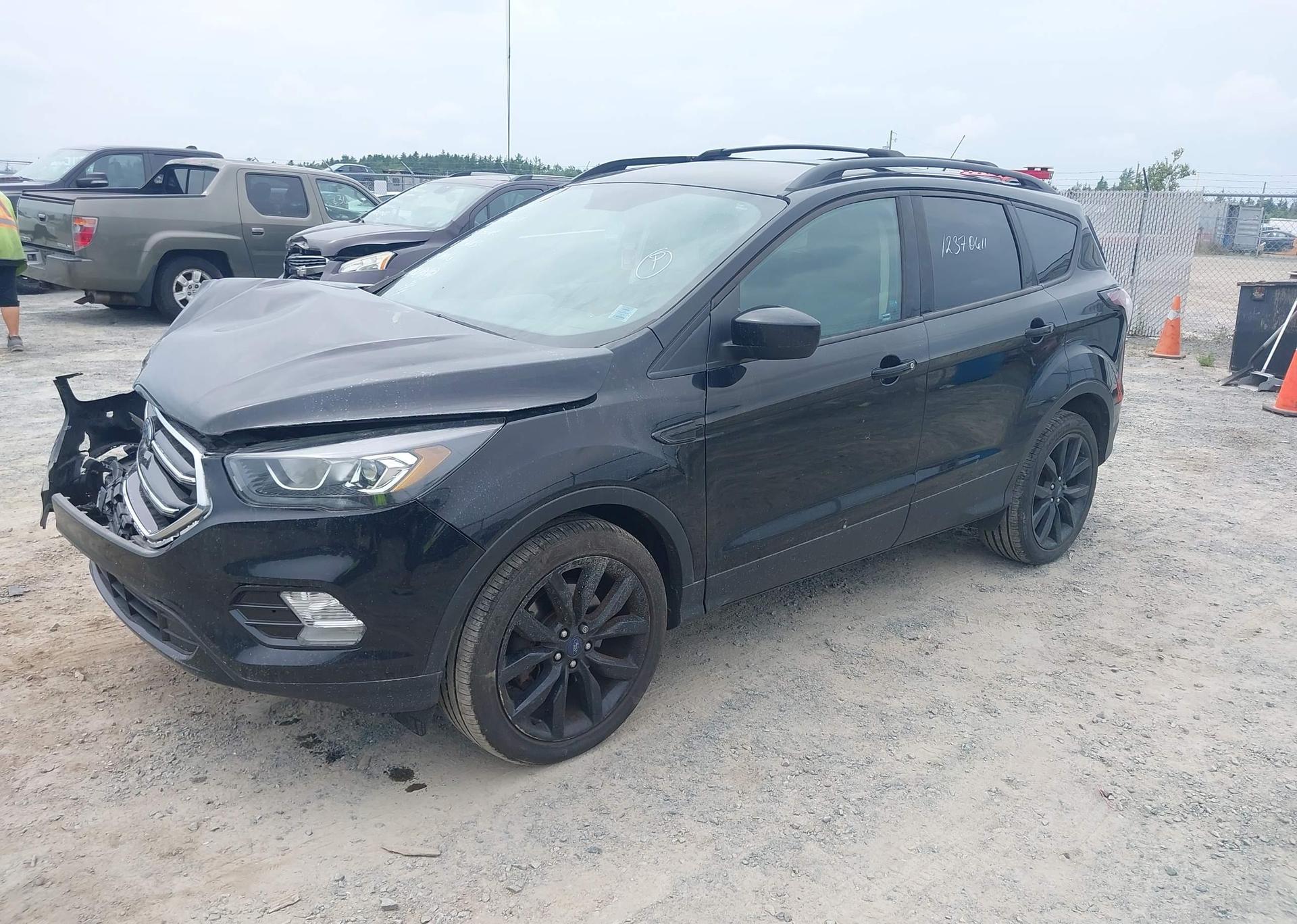 2018 FORD ESCAPE SE