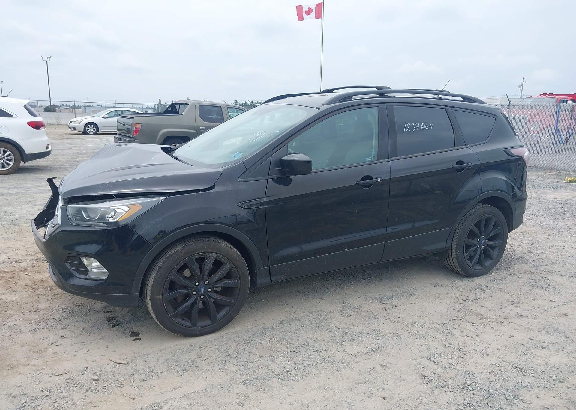 2018 FORD ESCAPE SE