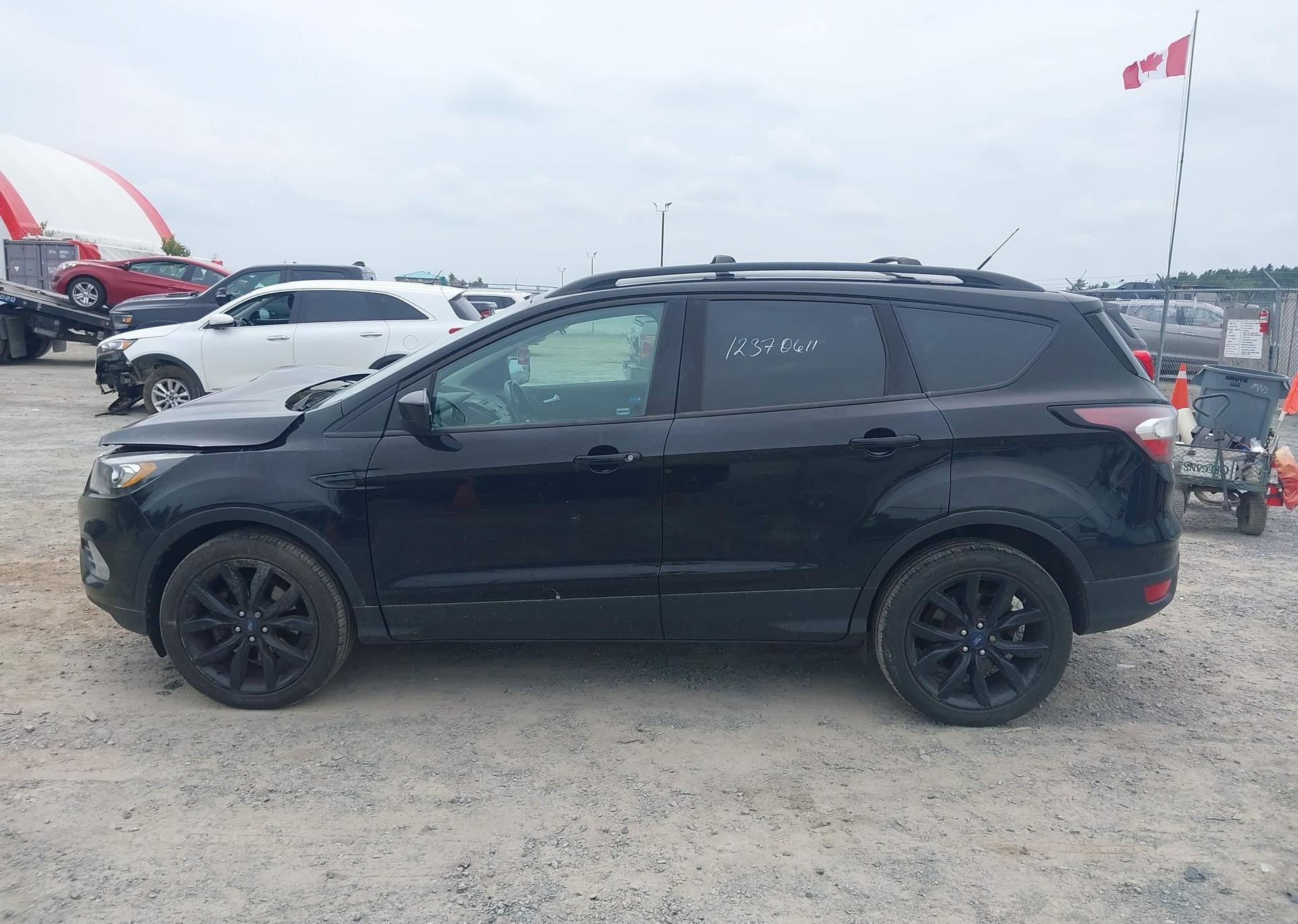 2018 FORD ESCAPE SE