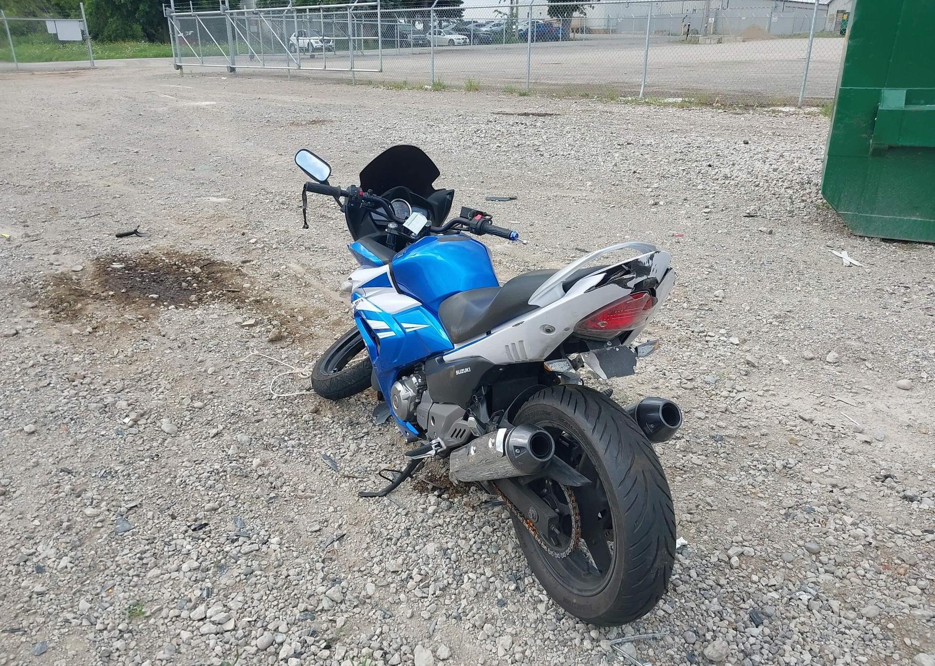 2015 SUZUKI GW250