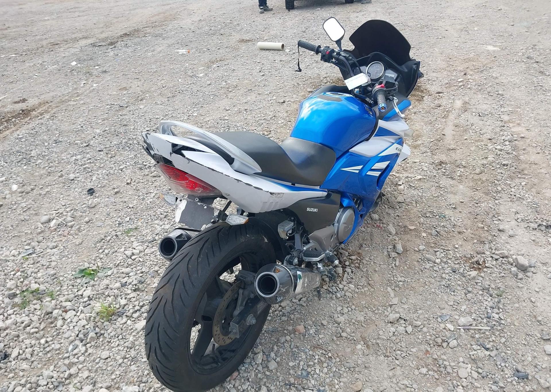 2015 SUZUKI GW250