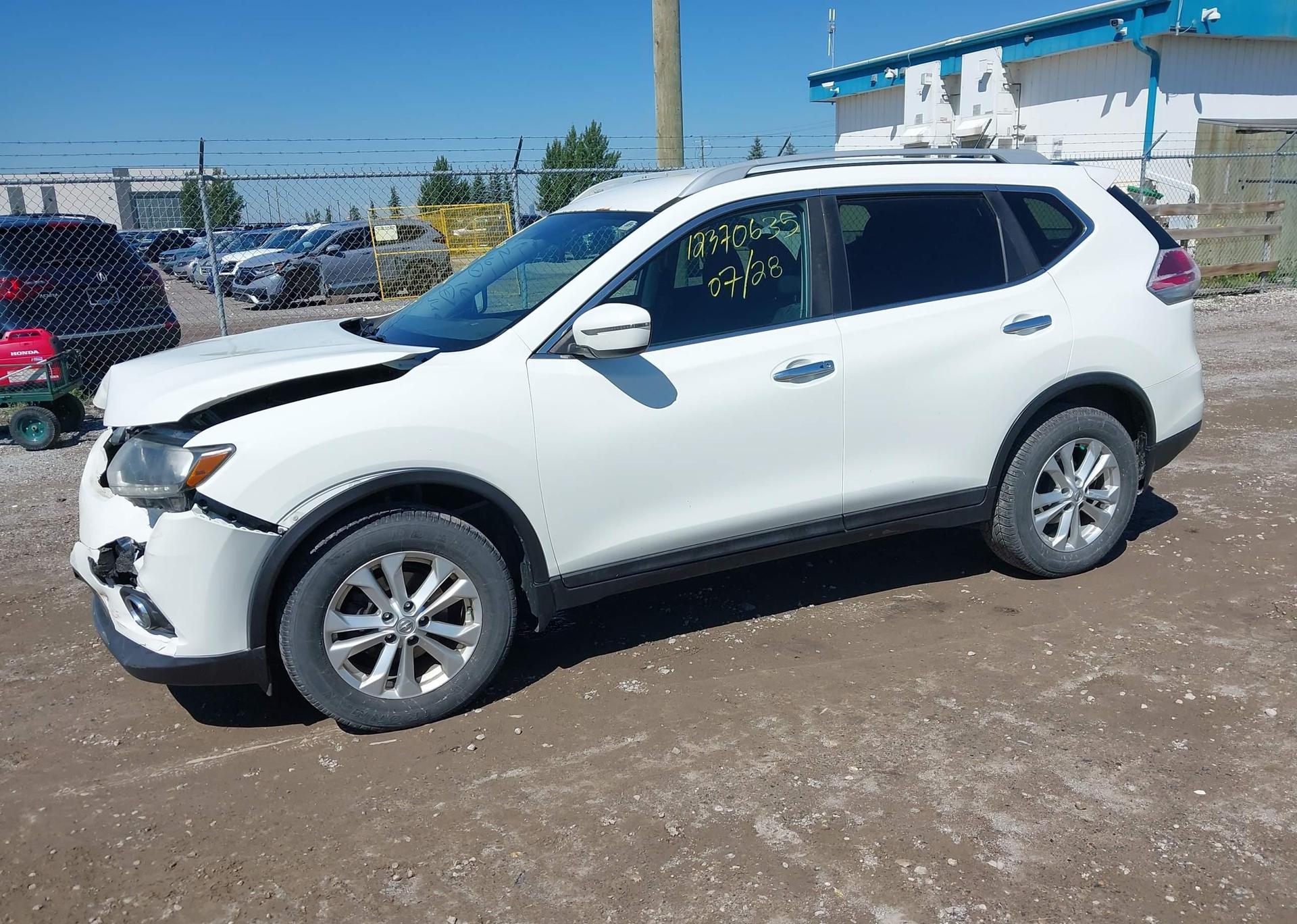2016 NISSAN ROGUE S