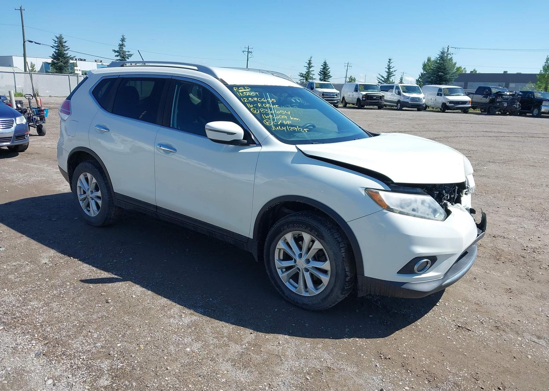 2016 NISSAN ROGUE S