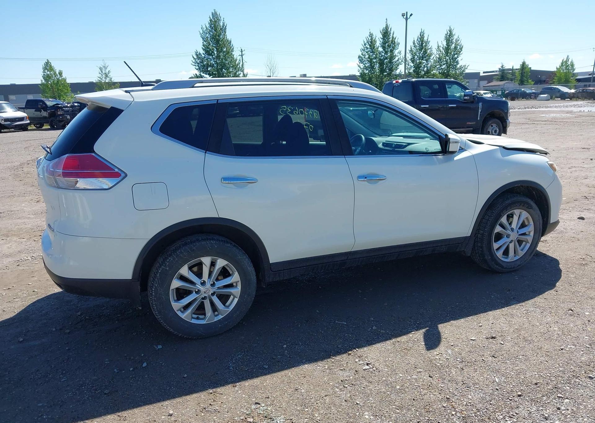 2016 NISSAN ROGUE S
