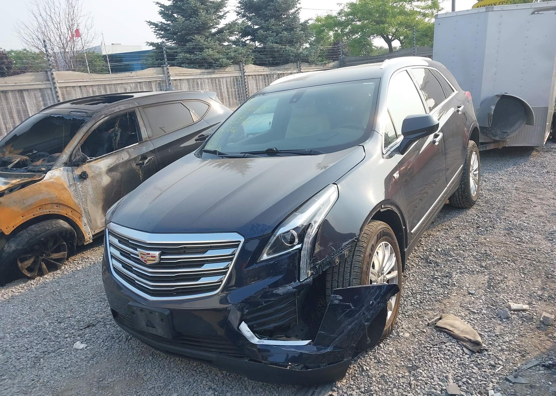 2017 CADILLAC XT5