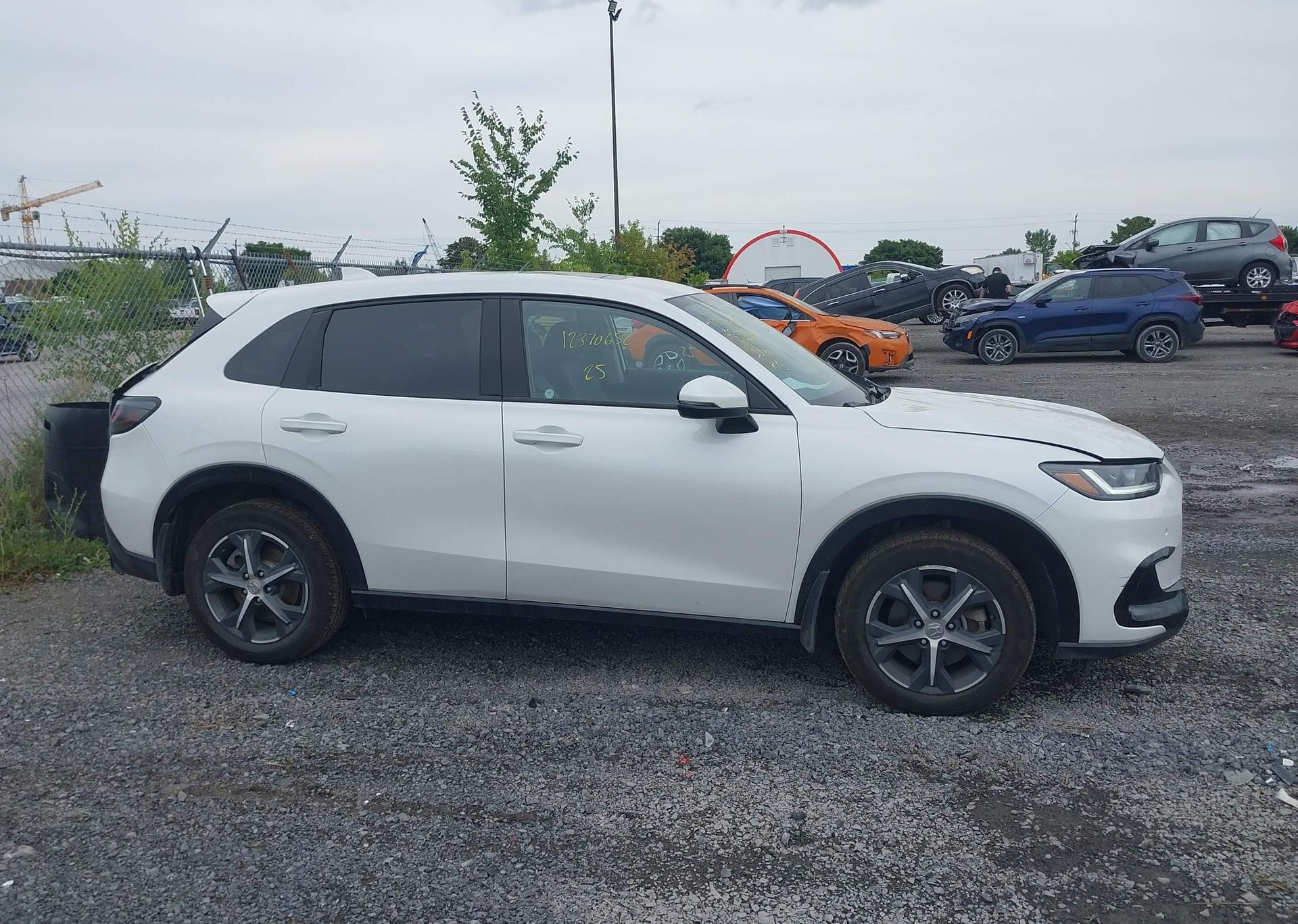 2025 HONDA HR-V