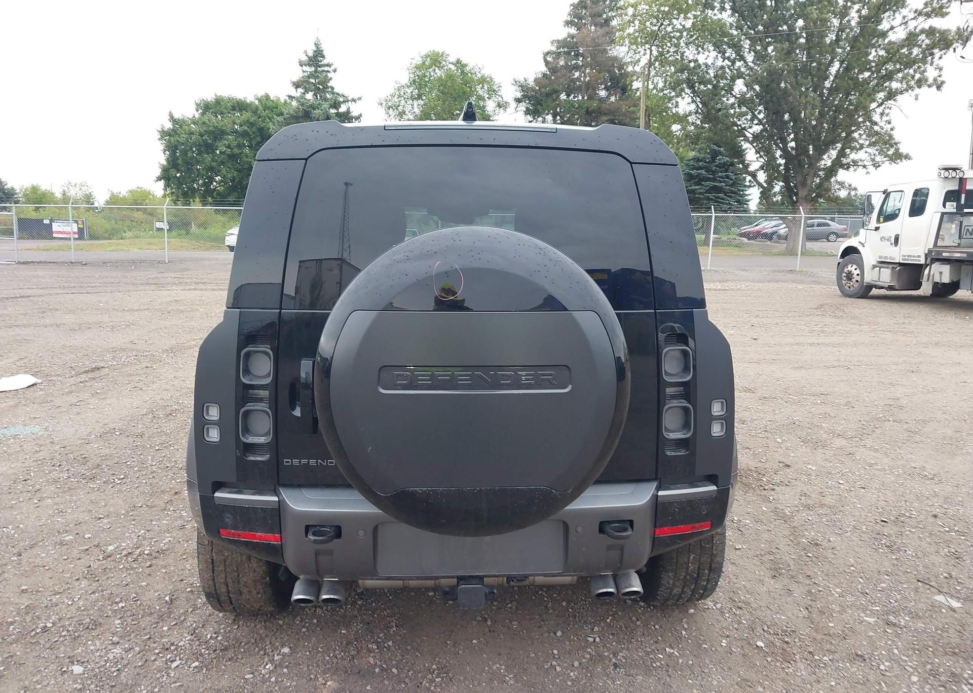 2024 LAND ROVER DEFENDER 110 P525 CARPATHIAN EDITION
