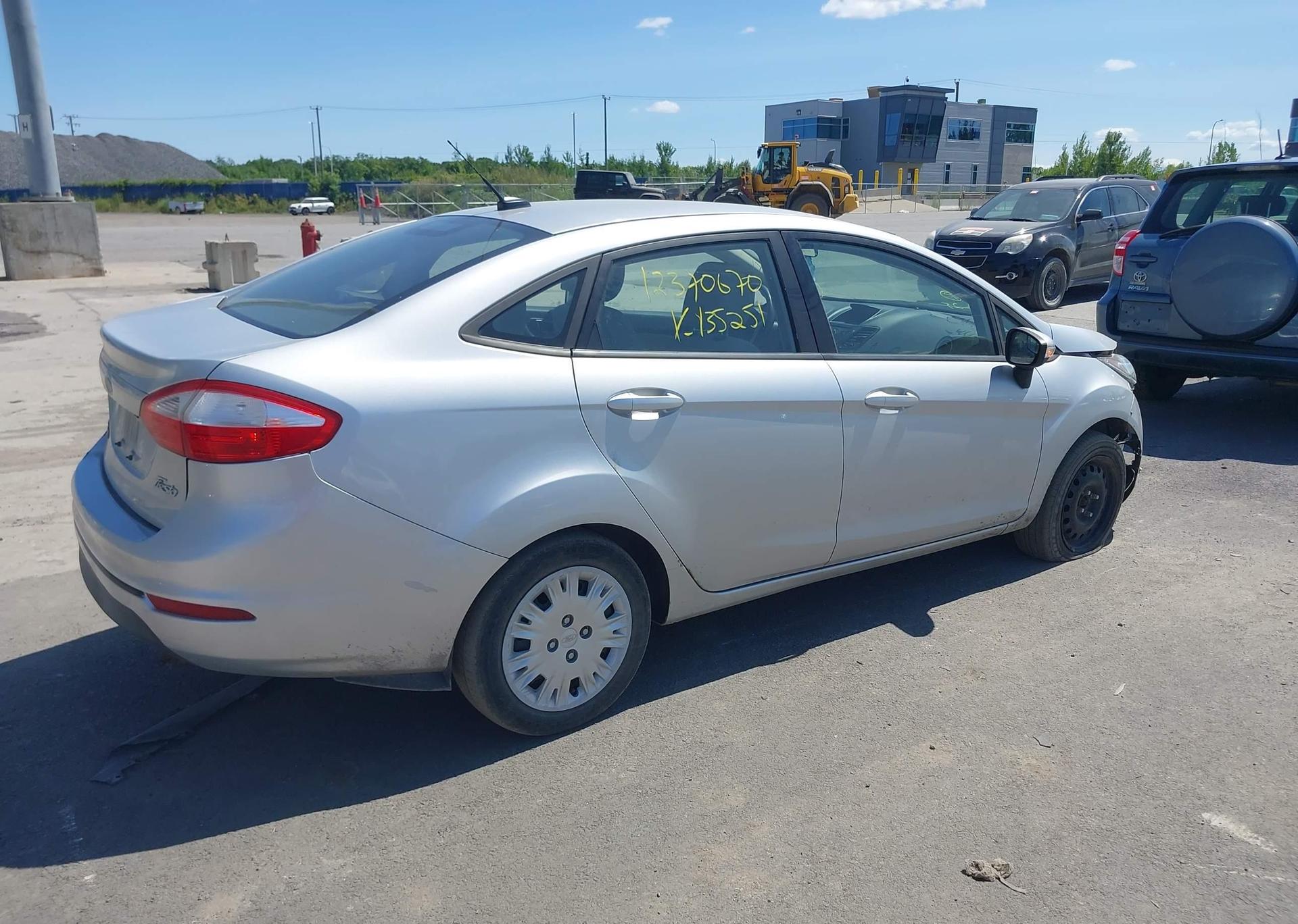 2014 FORD FIESTA SE