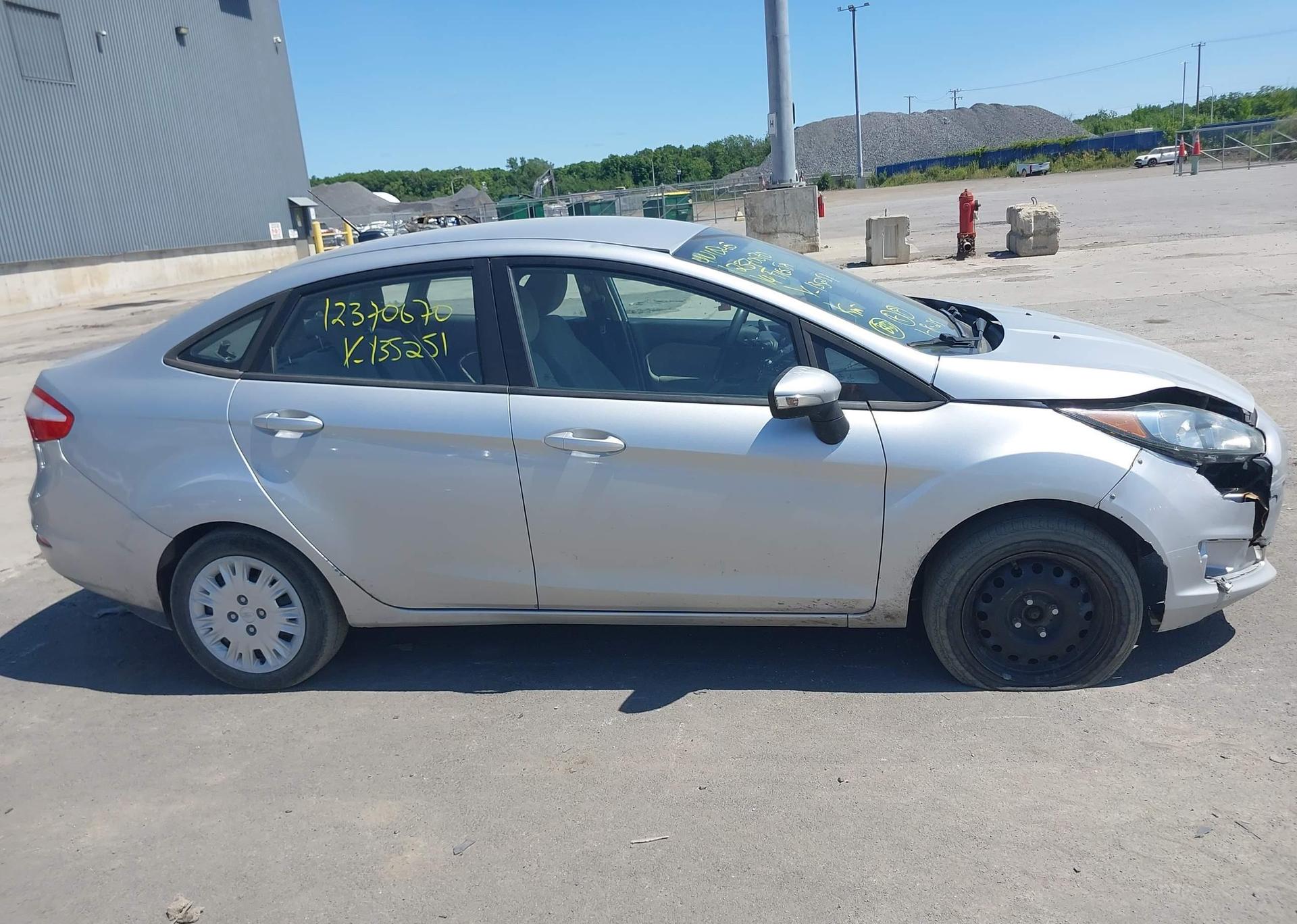 2014 FORD FIESTA SE