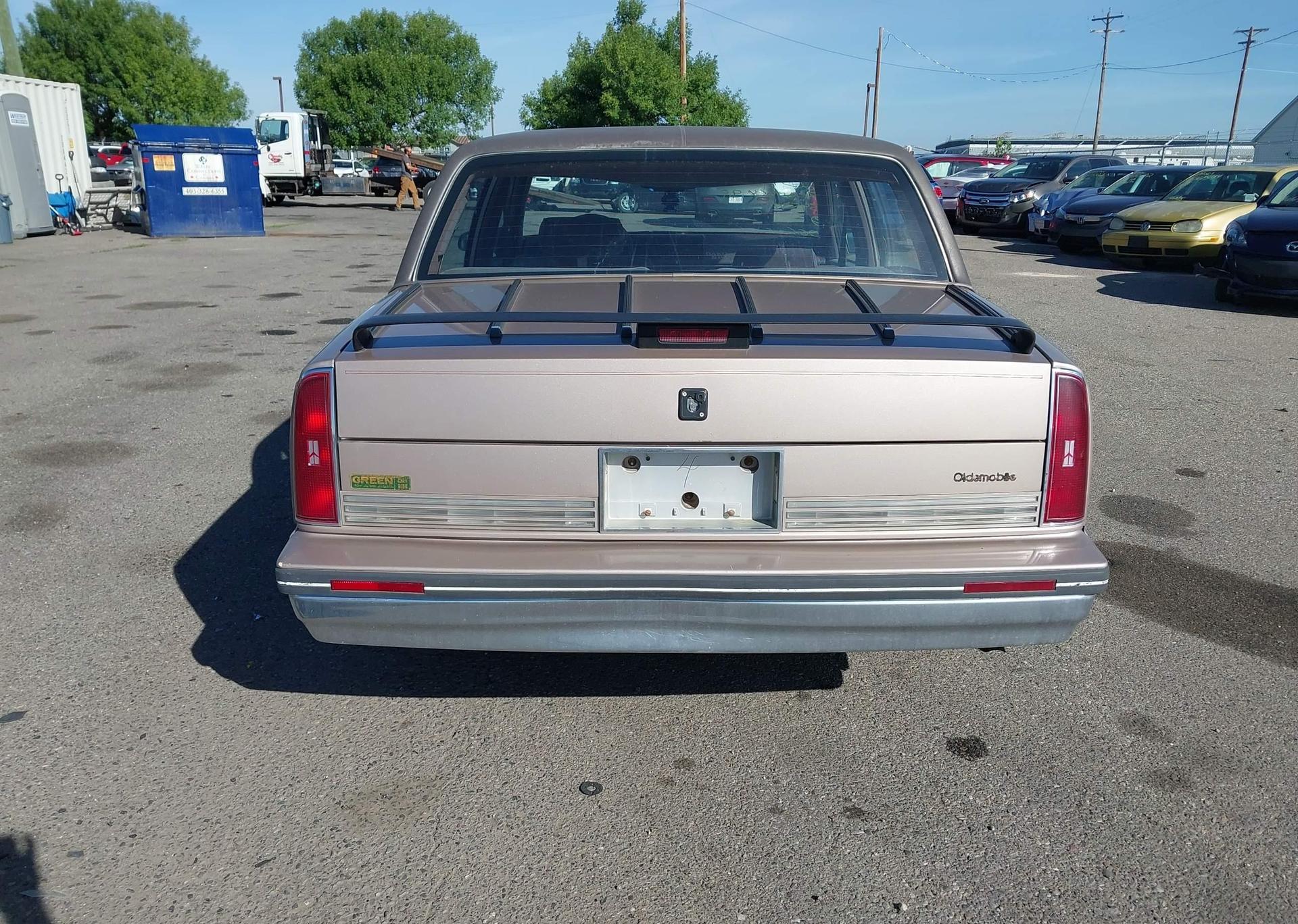 1988 OLDSMOBILE 98 REGENCY BROUGHAM