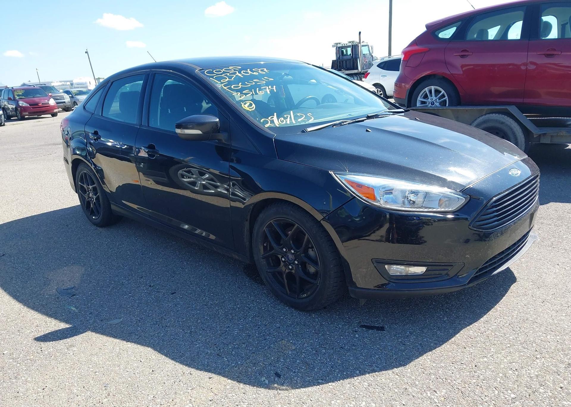 2015 FORD FOCUS SE