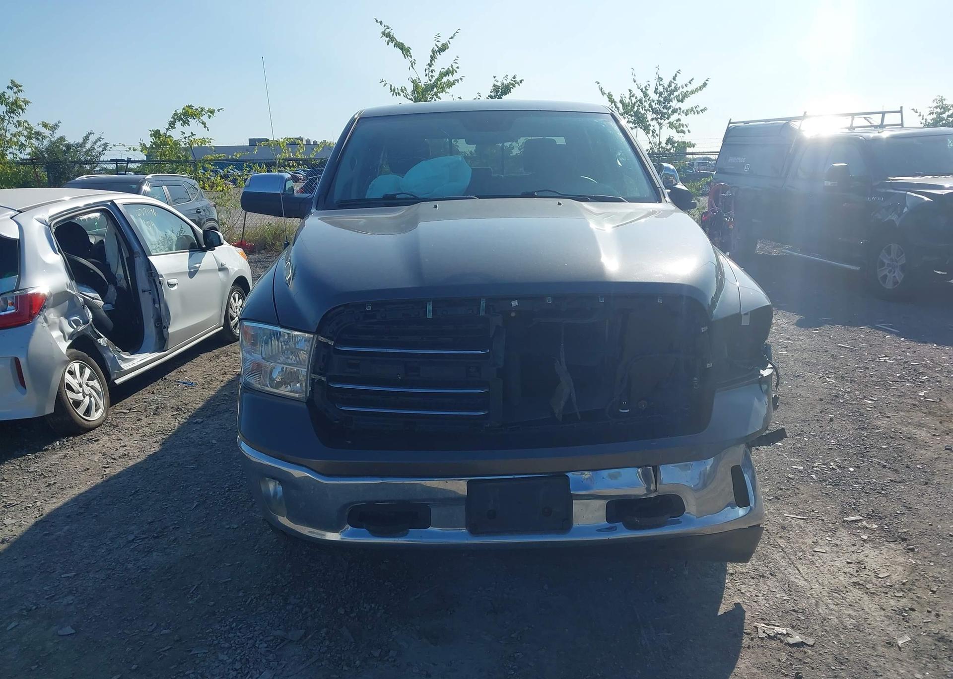 2014 RAM 1500 SLT