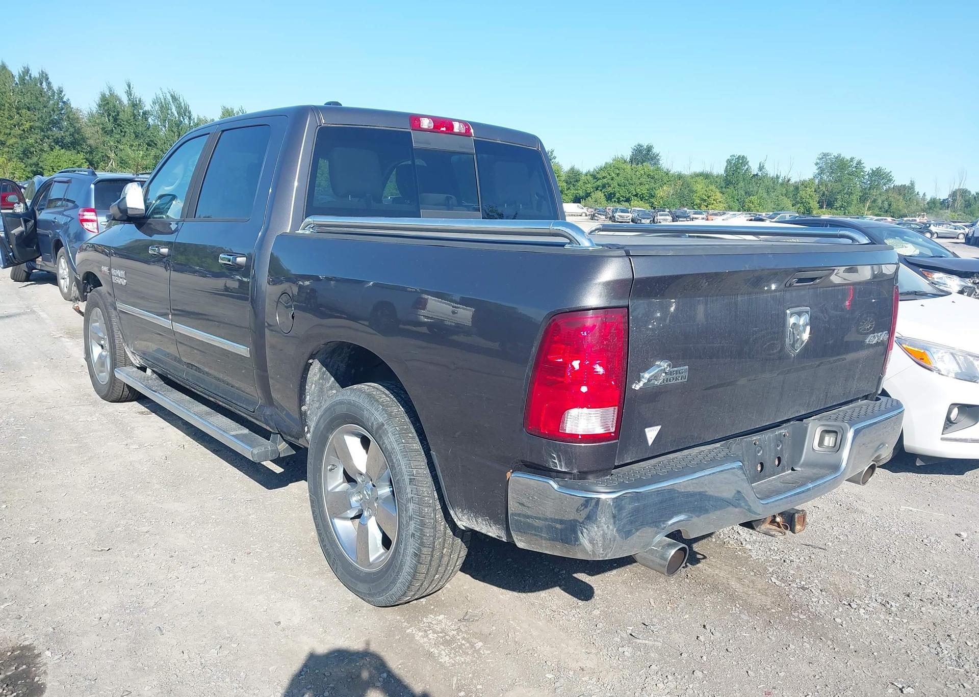 2014 RAM 1500 SLT