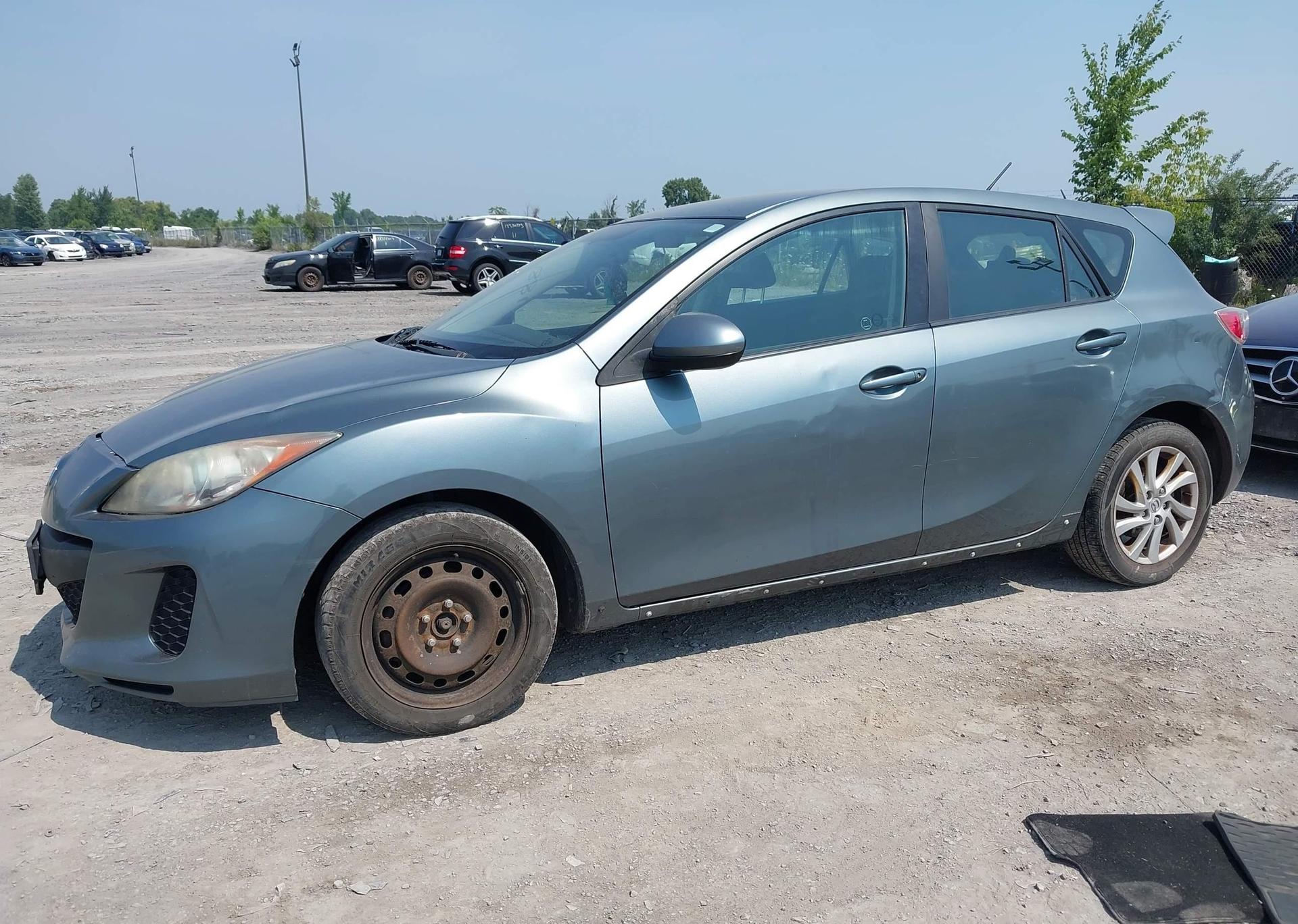 2012 MAZDA 3 I