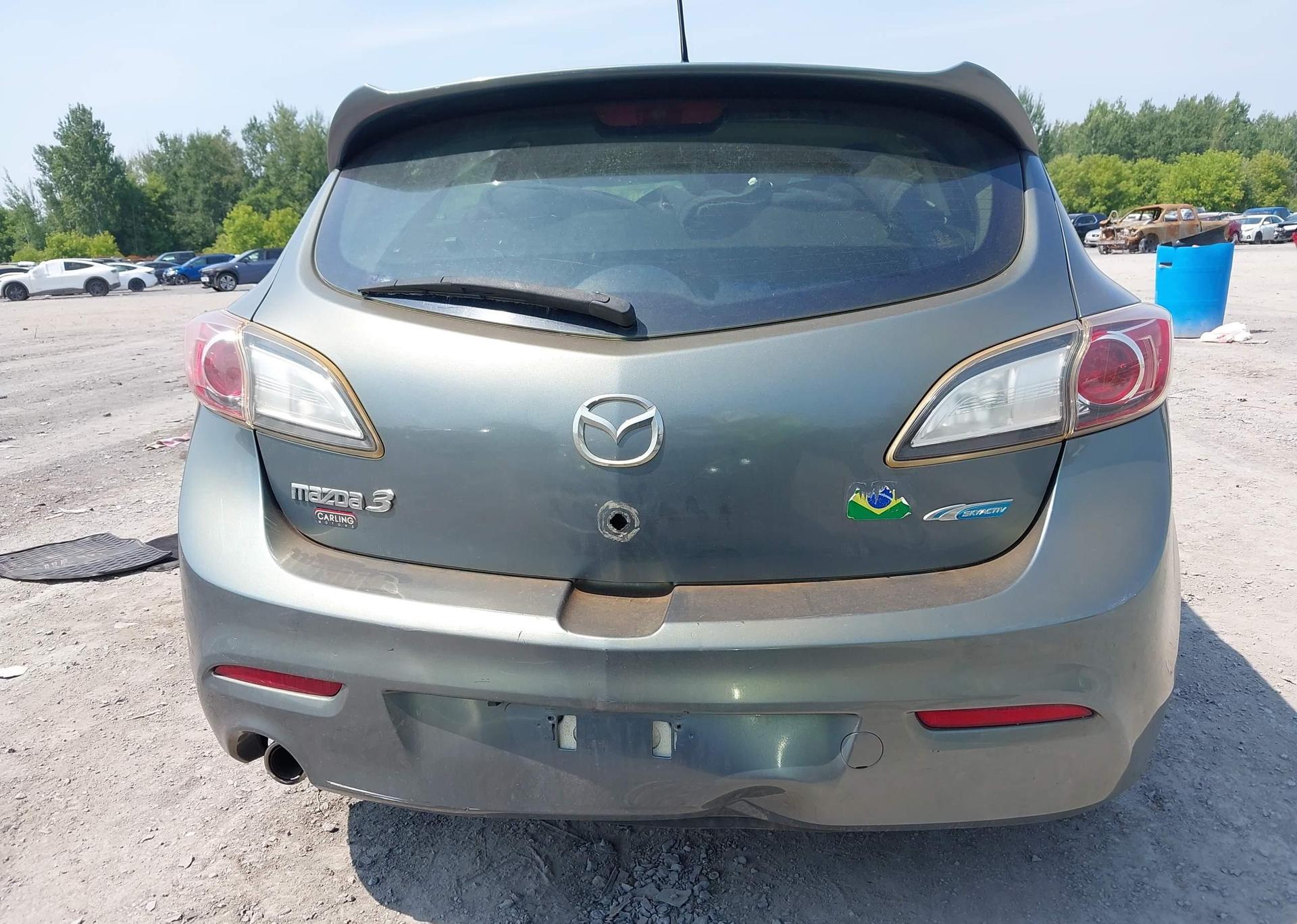 2012 MAZDA 3 I