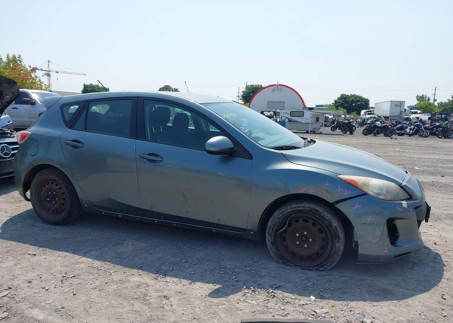 2012 MAZDA 3 I