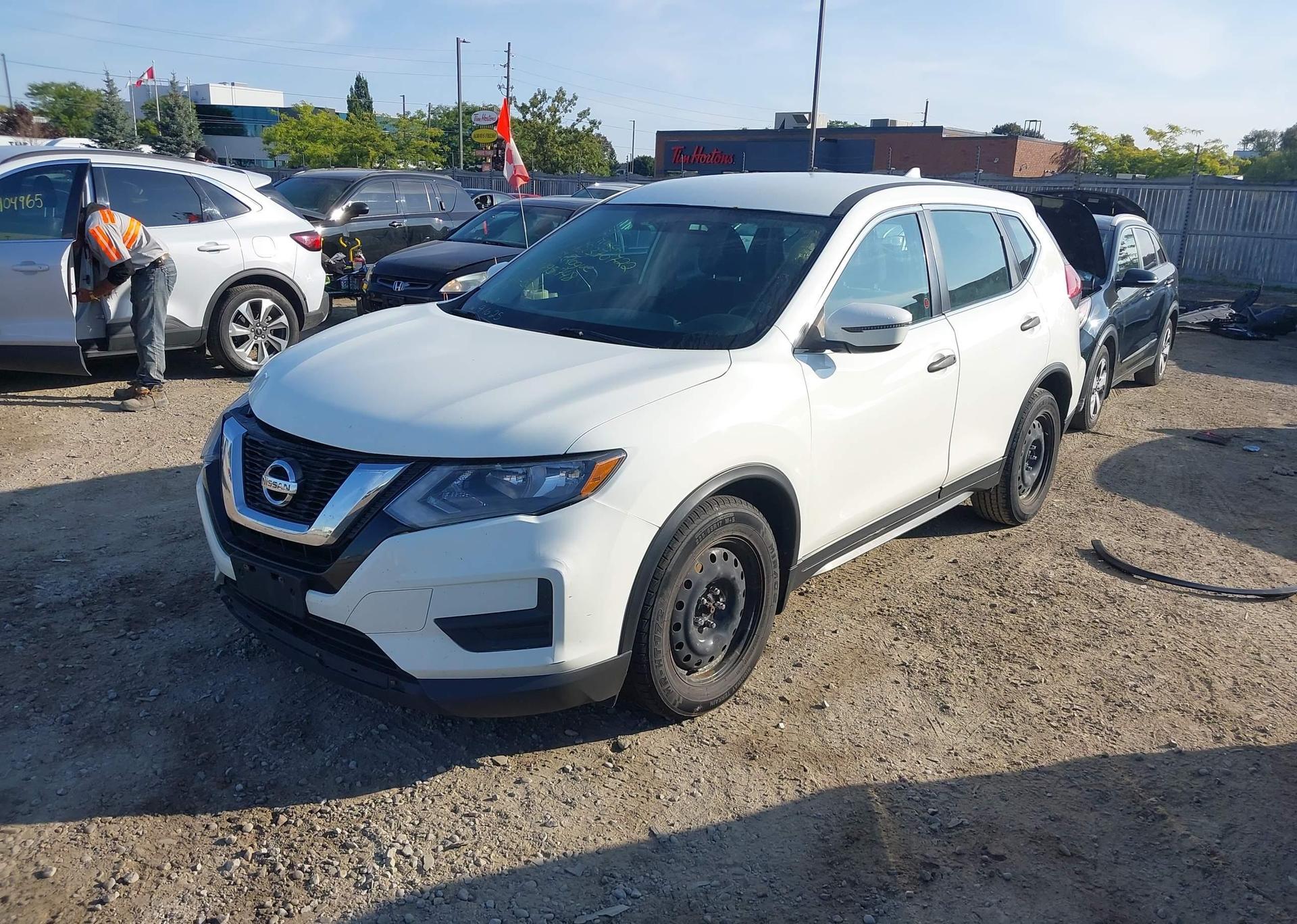 2017 NISSAN ROGUE