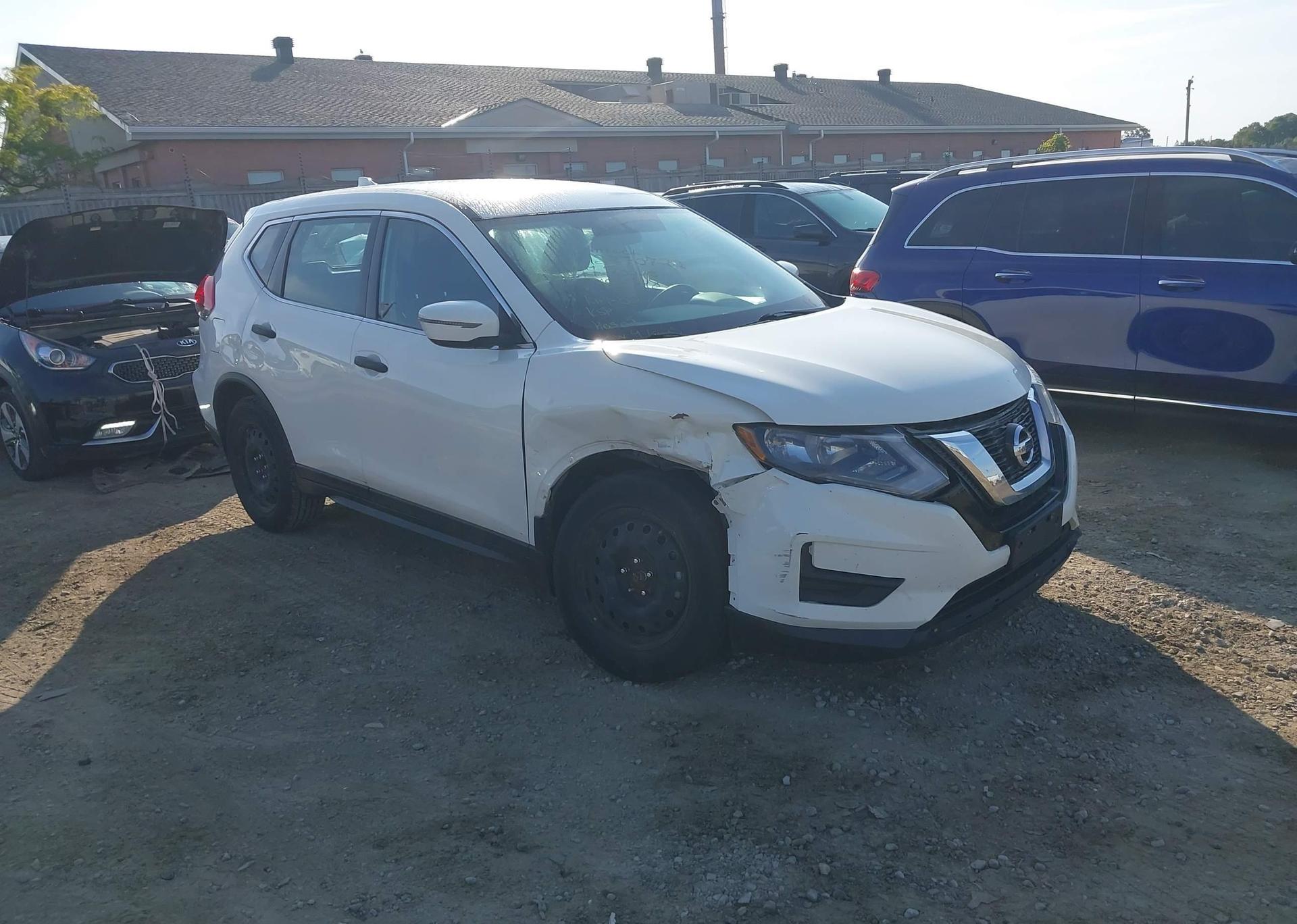 2017 NISSAN ROGUE