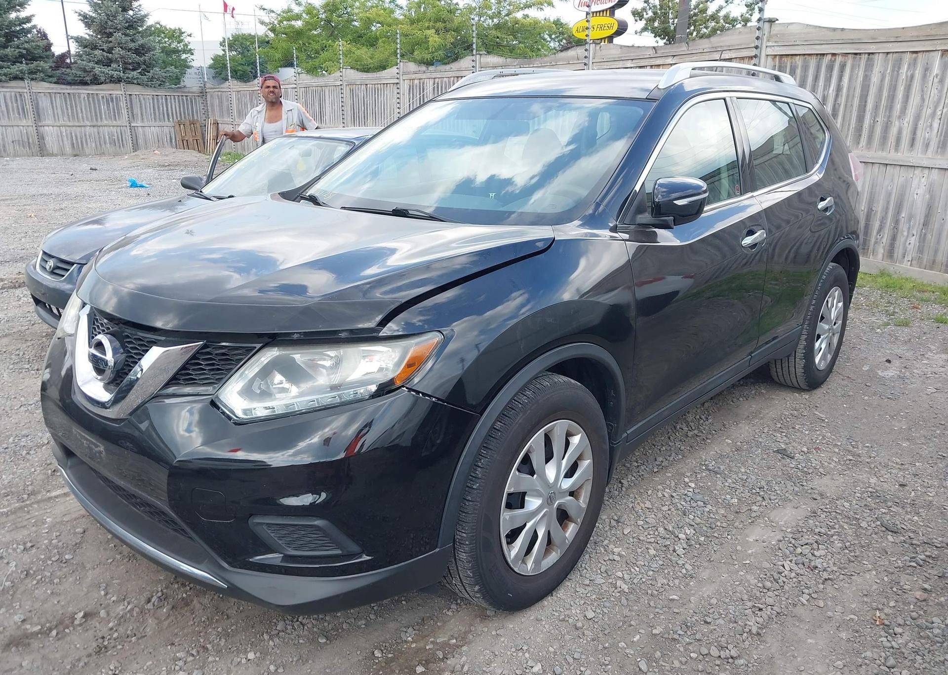 2015 NISSAN ROGUE S