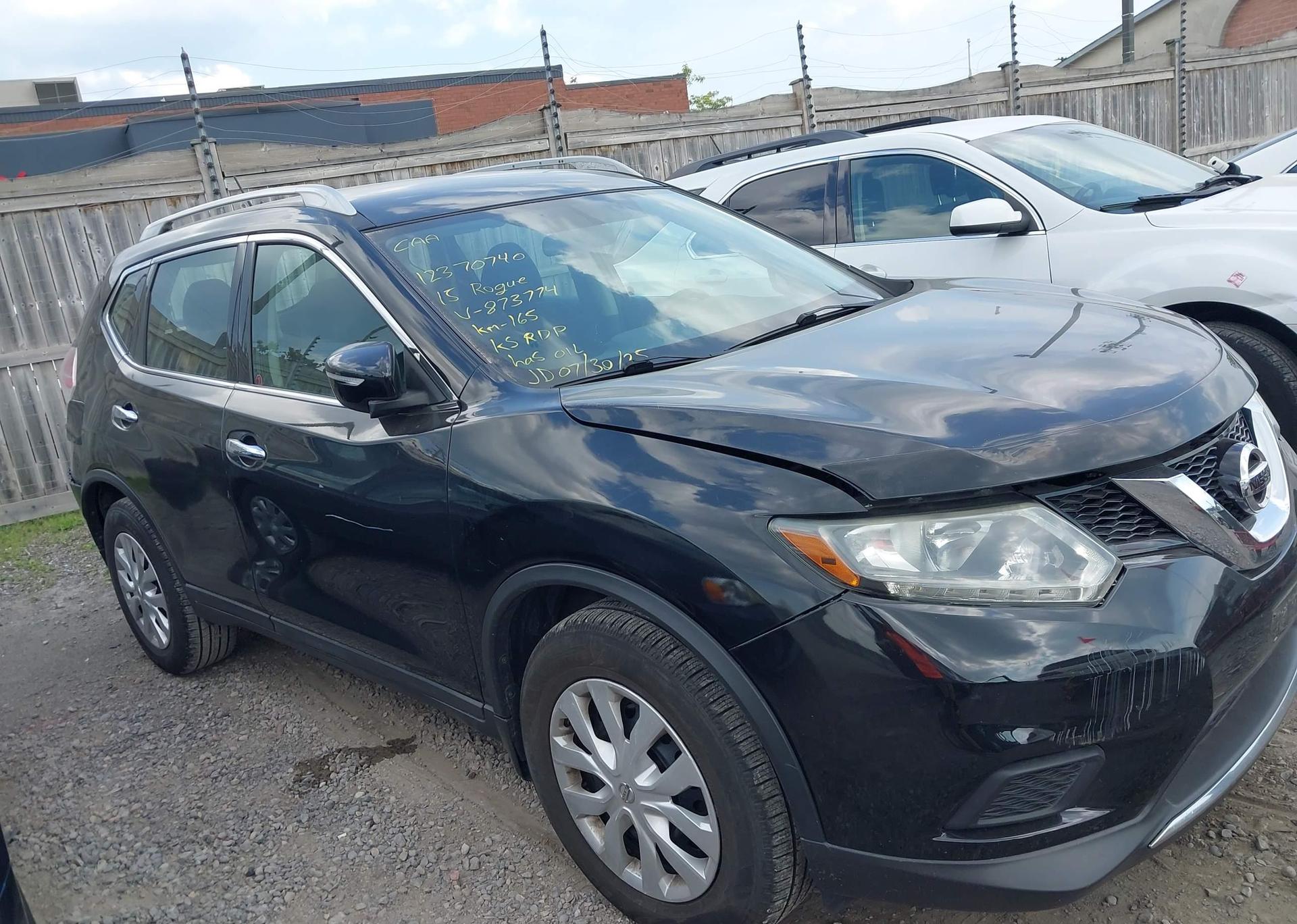 2015 NISSAN ROGUE S