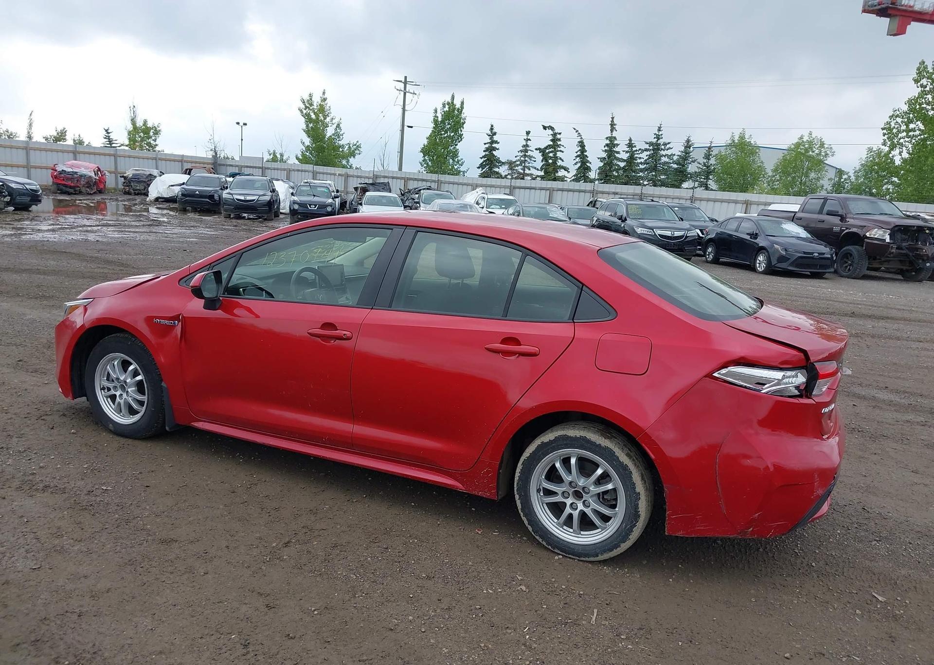 2021 TOYOTA COROLLA