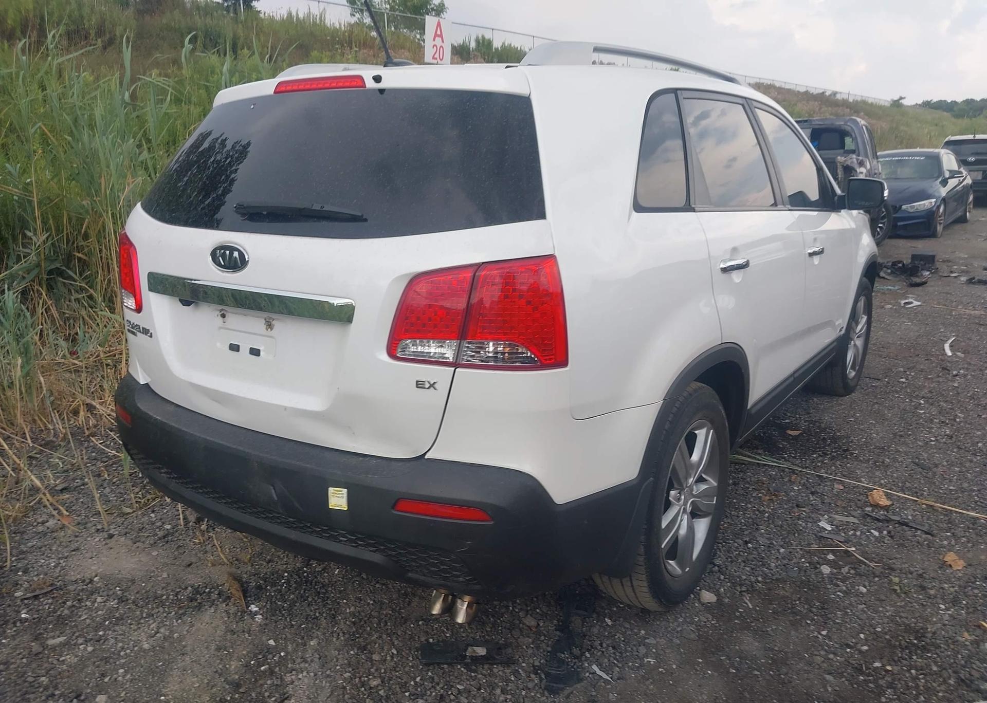 2012 KIA SORENTO EX