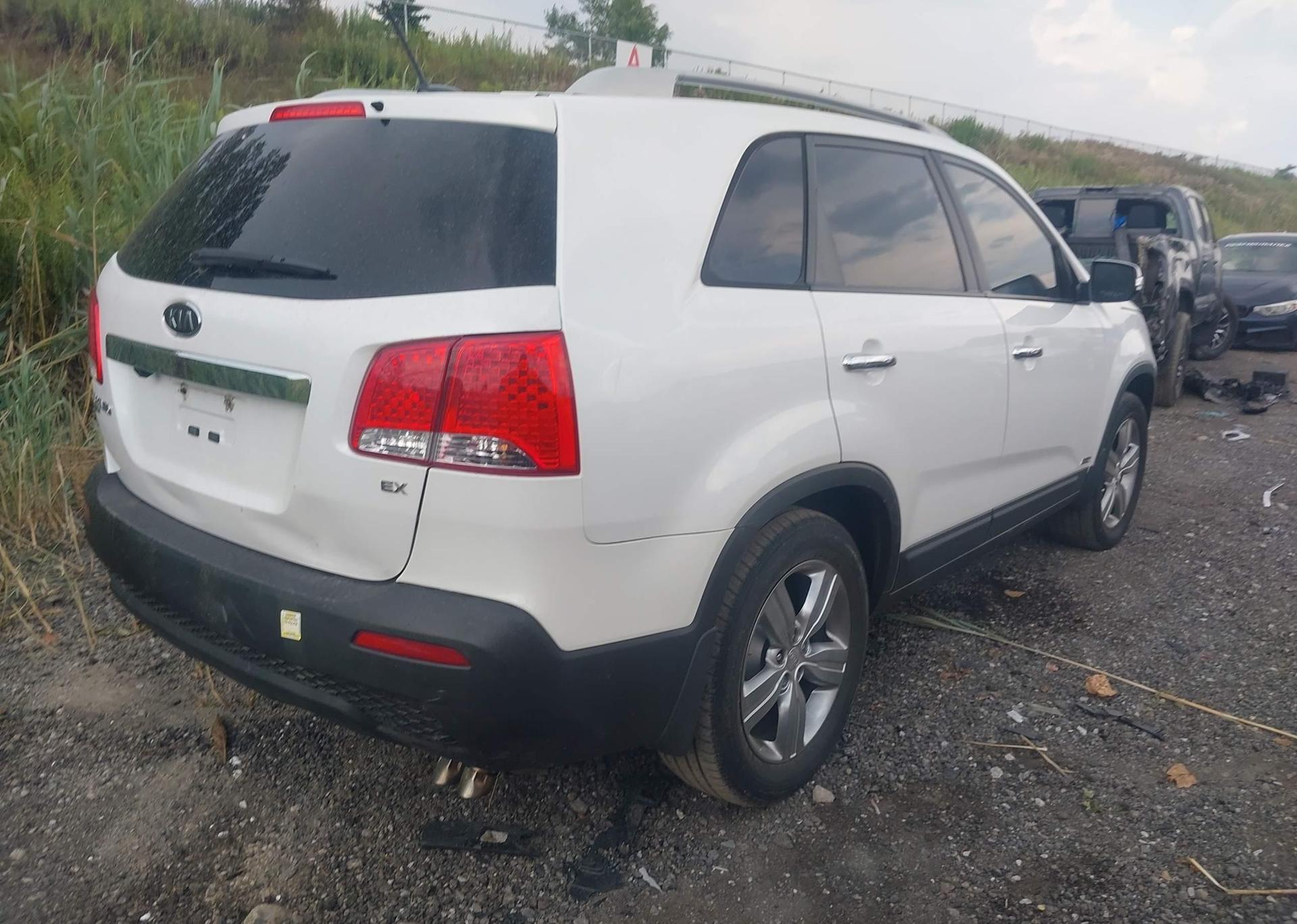 2012 KIA SORENTO EX
