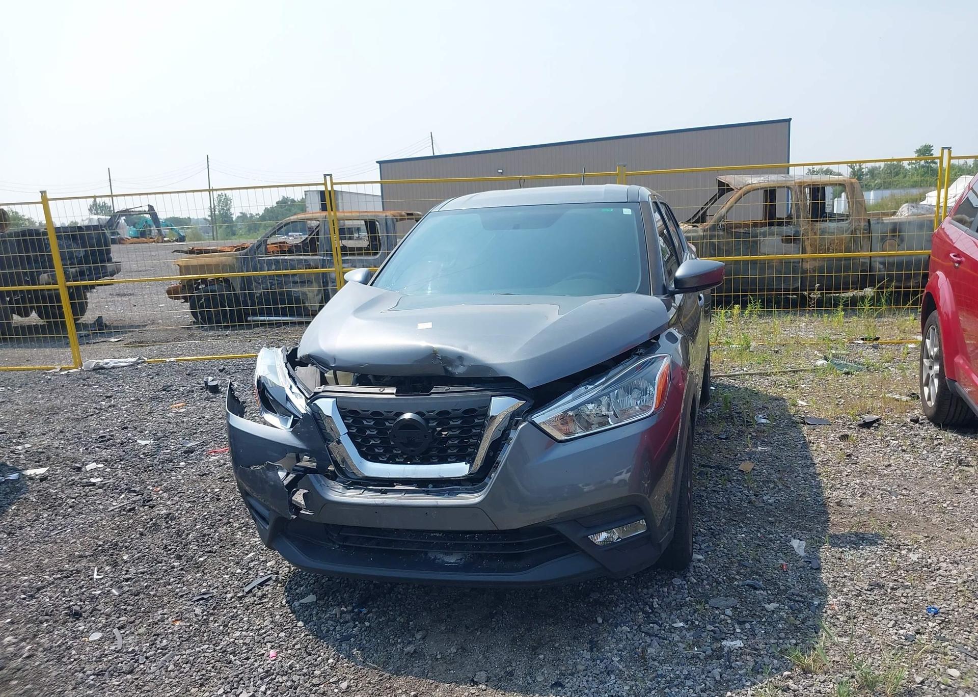 2019 NISSAN KICKS S