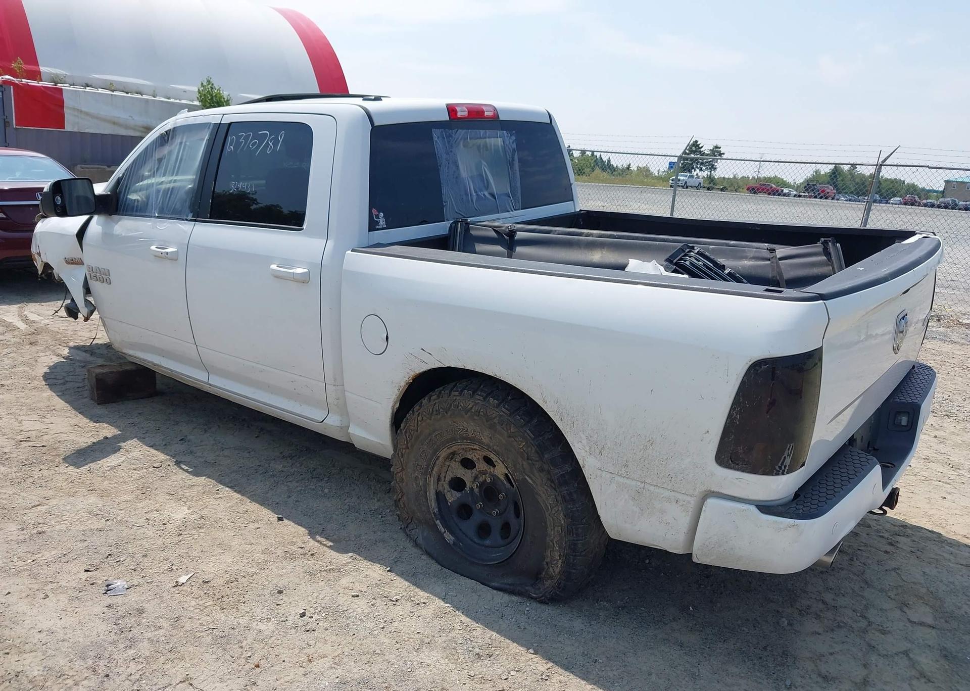 2014 RAM 1500 SPORT