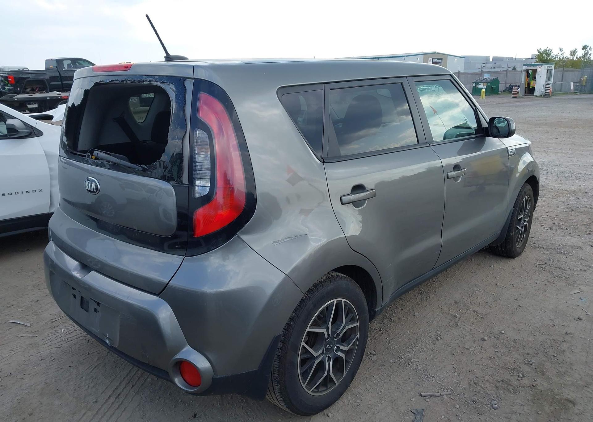 2016 KIA SOUL