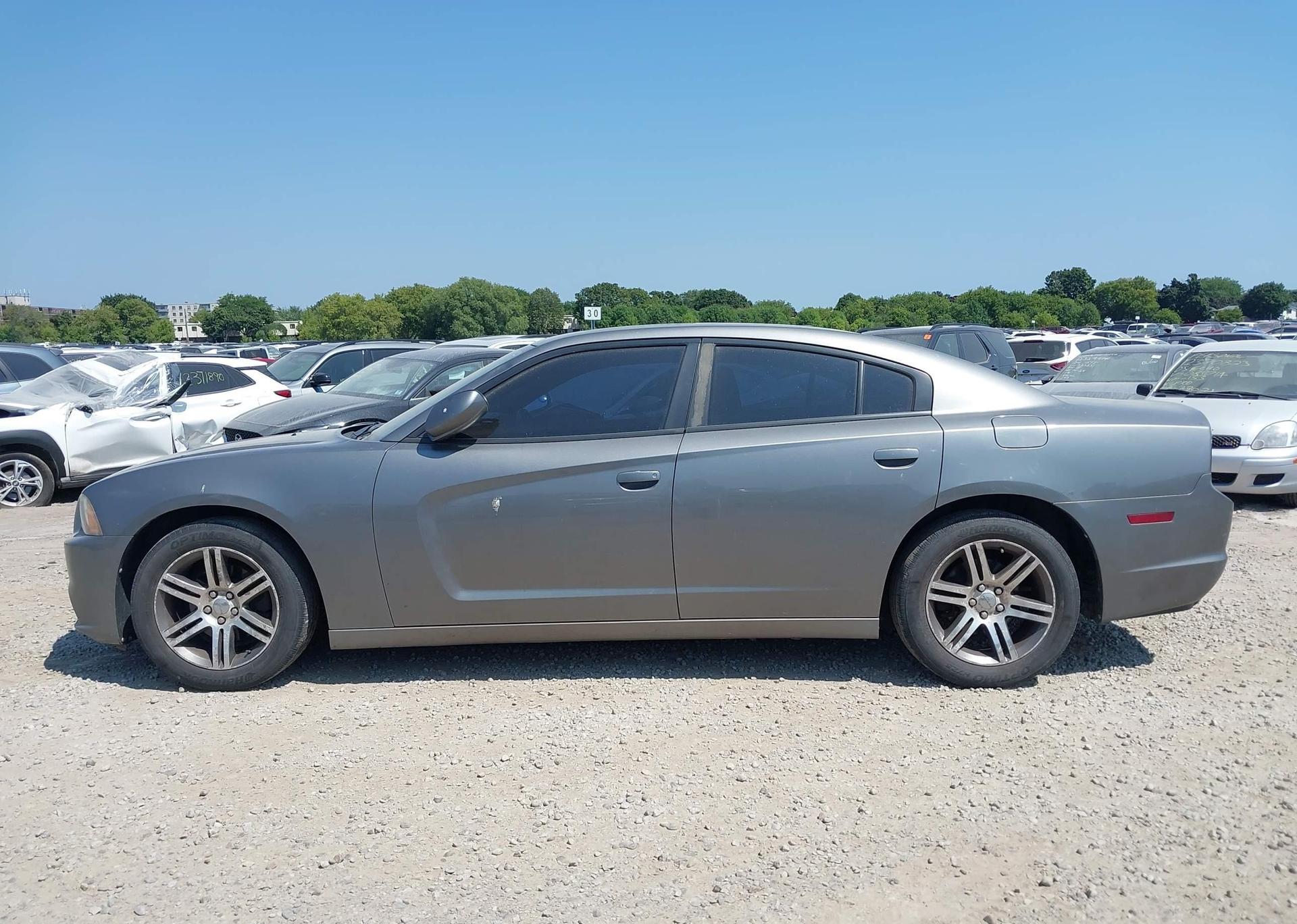2012 DODGE CHARGER SXT