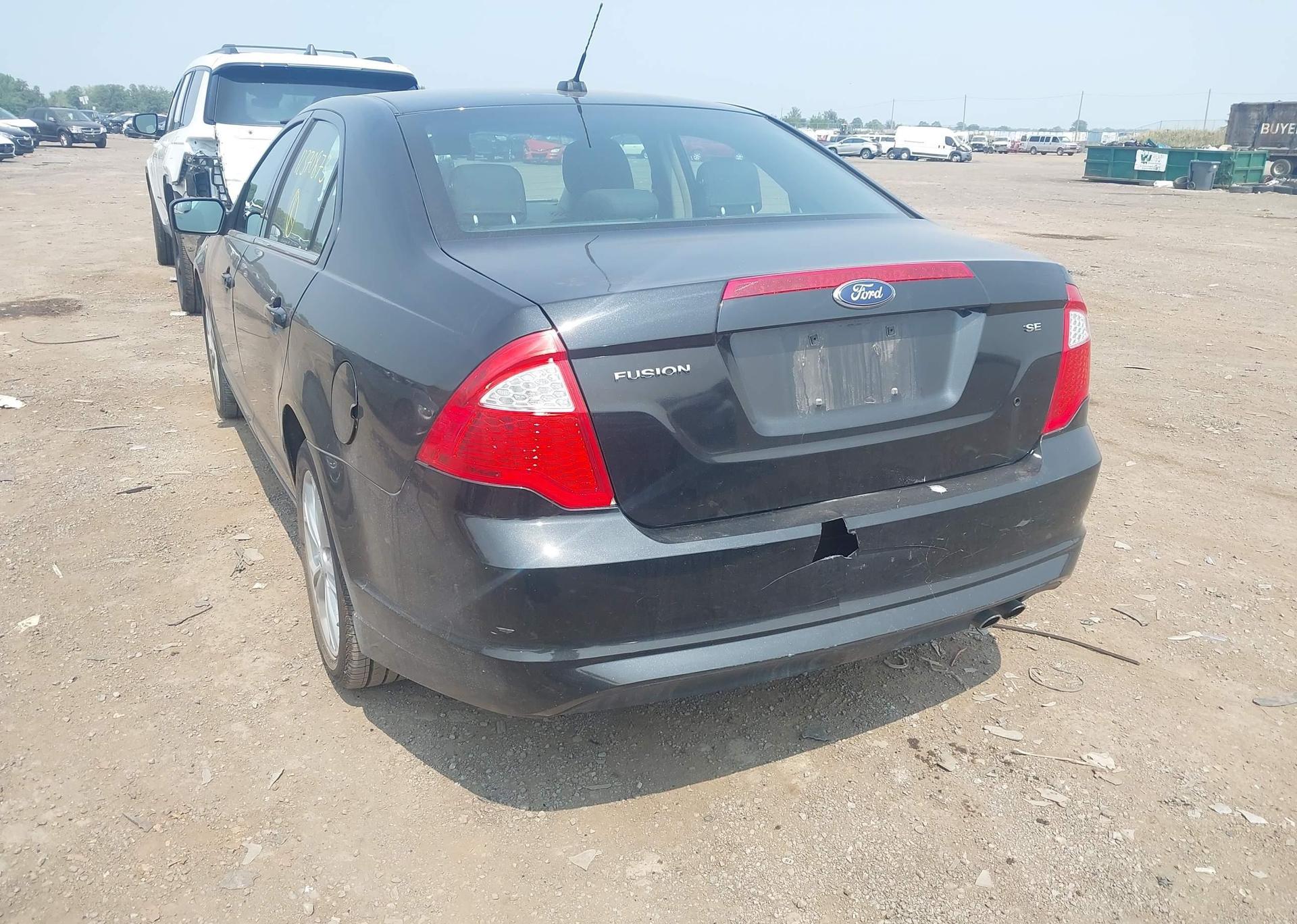 2012 FORD FUSION SE