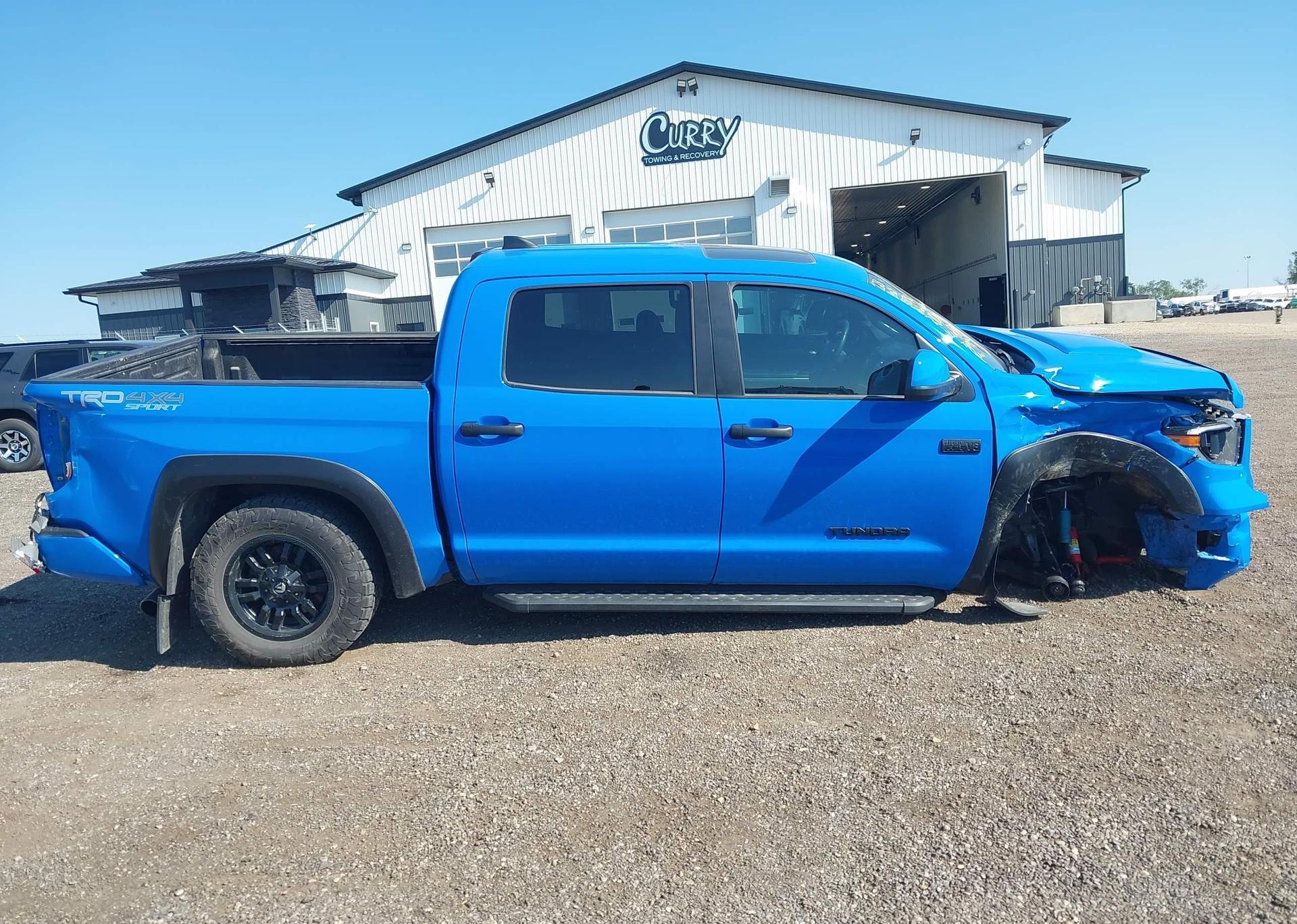 2020 TOYOTA TUNDRA