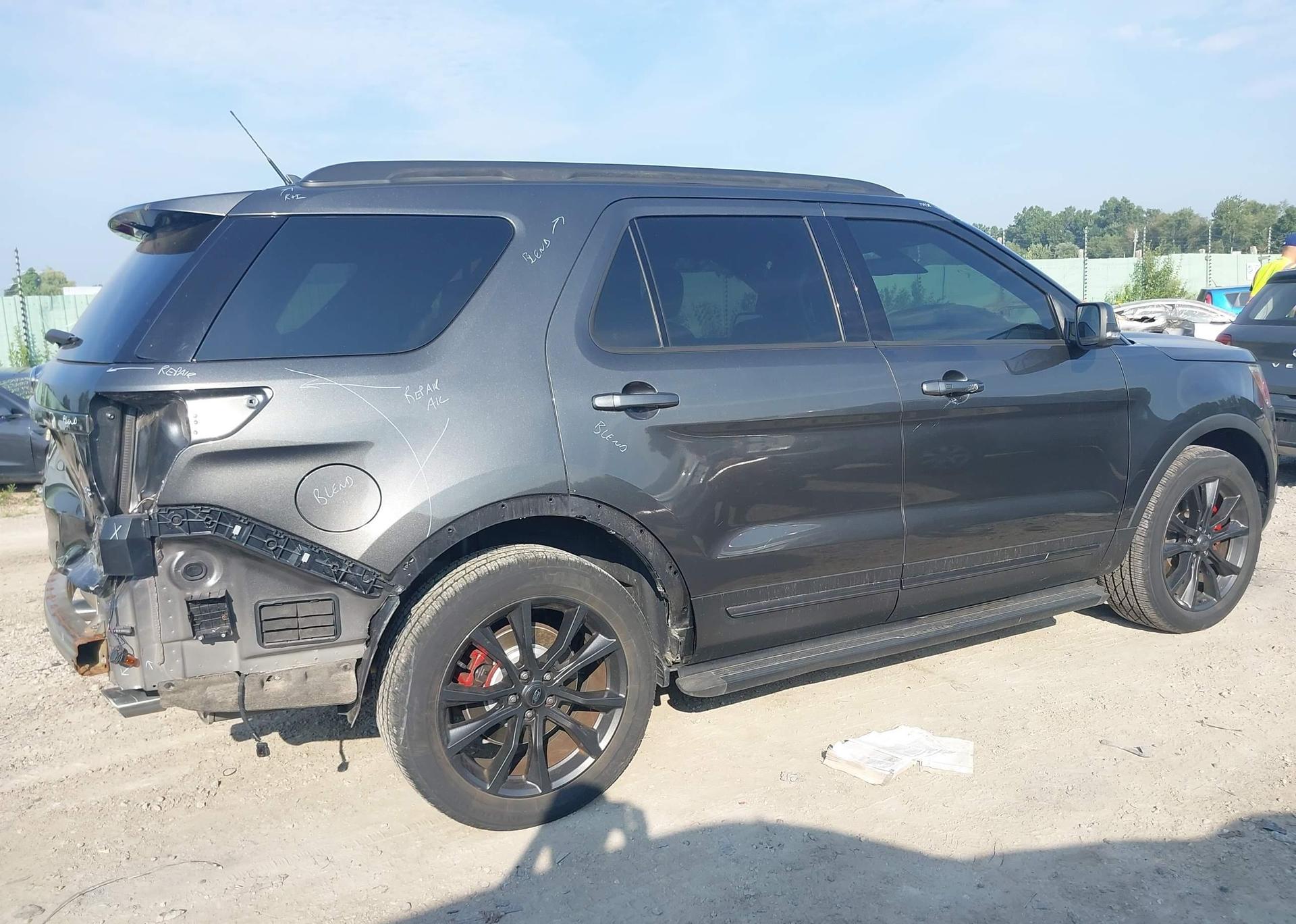 2018 FORD EXPLORER XLT