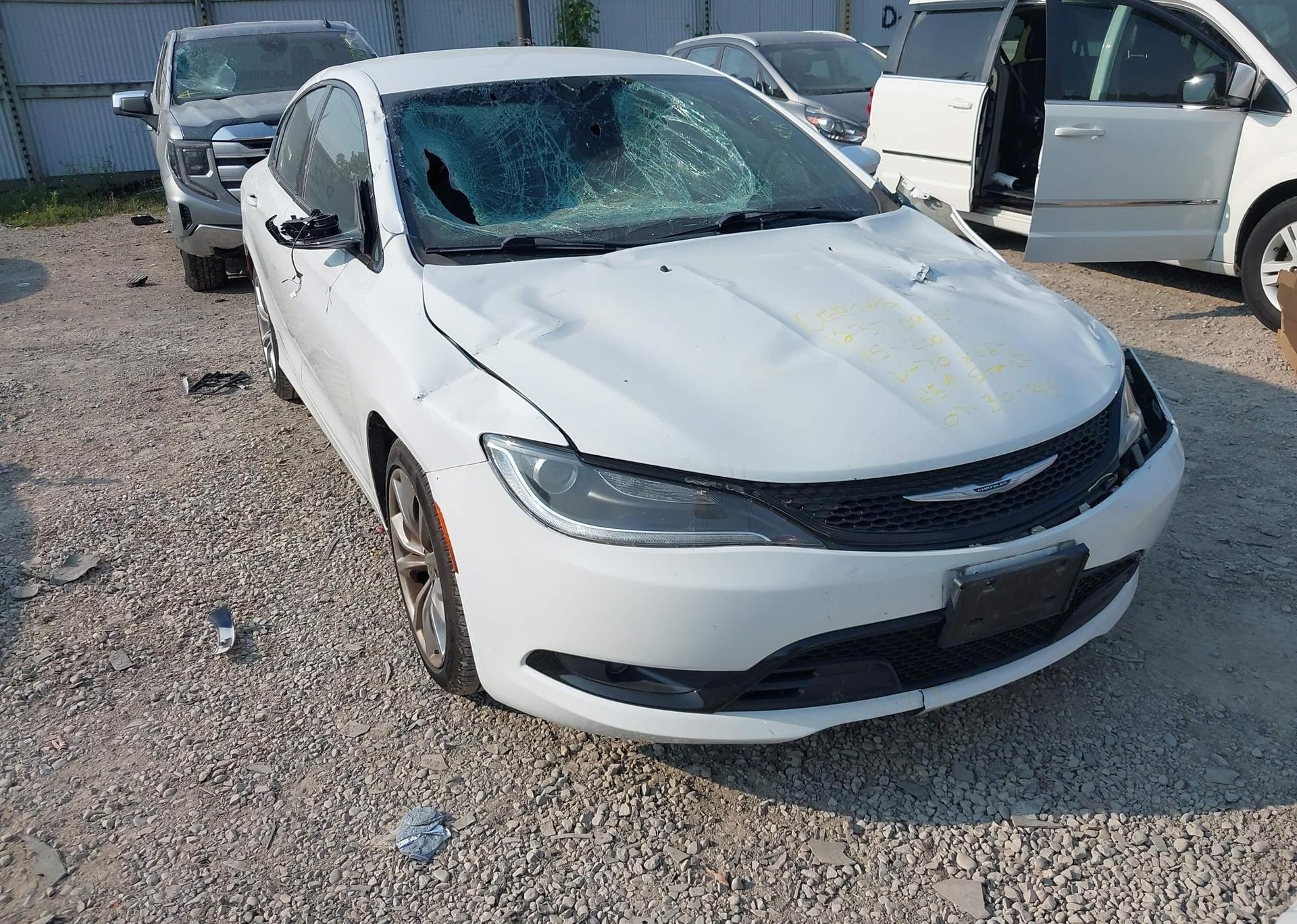 2015 CHRYSLER 200 S