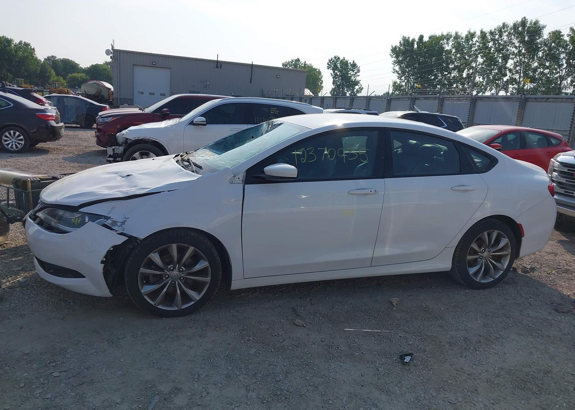 2015 CHRYSLER 200 S
