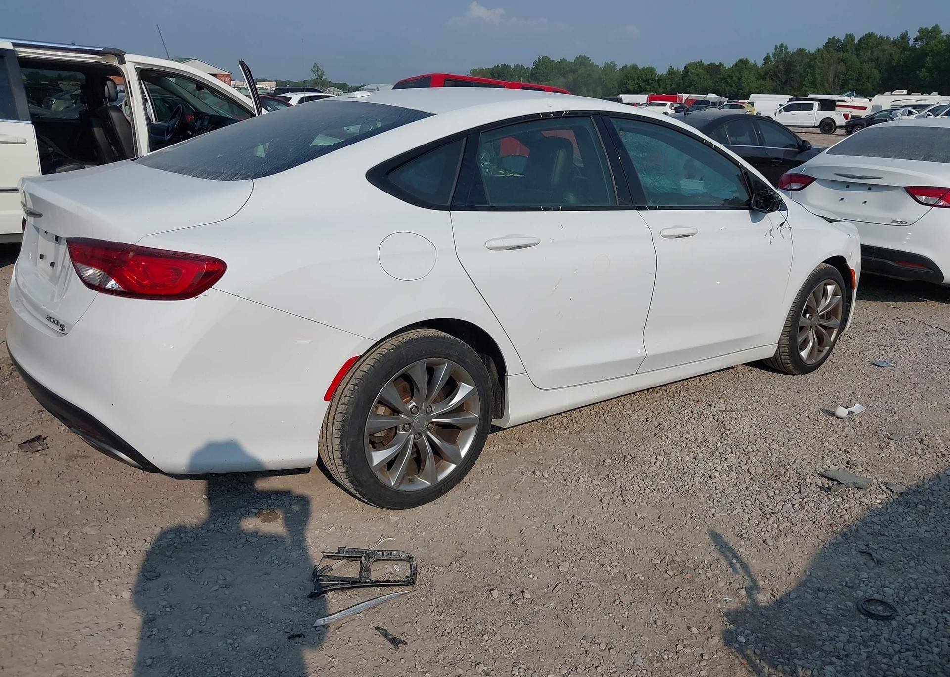 2015 CHRYSLER 200 S