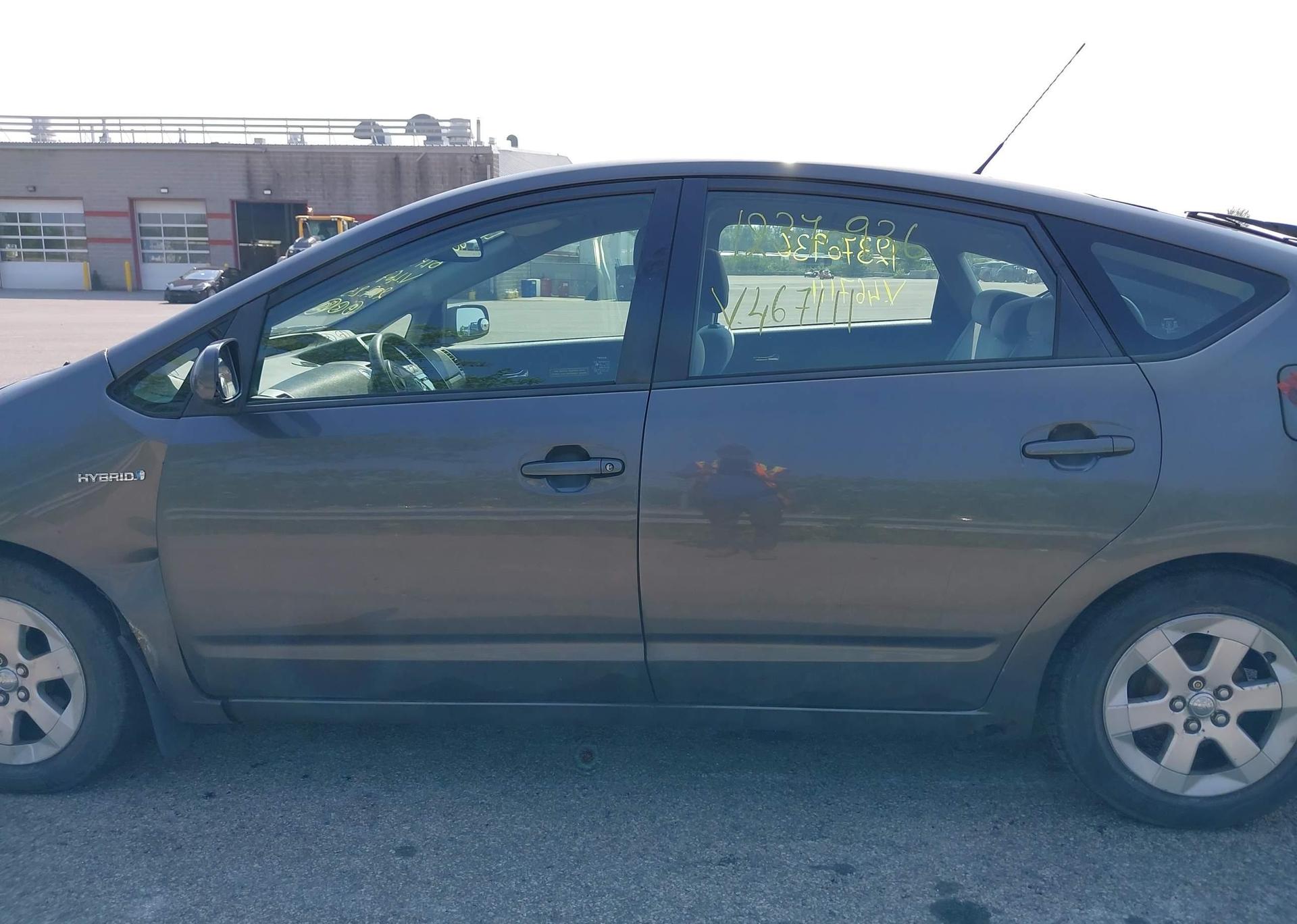 2009 TOYOTA PRIUS
