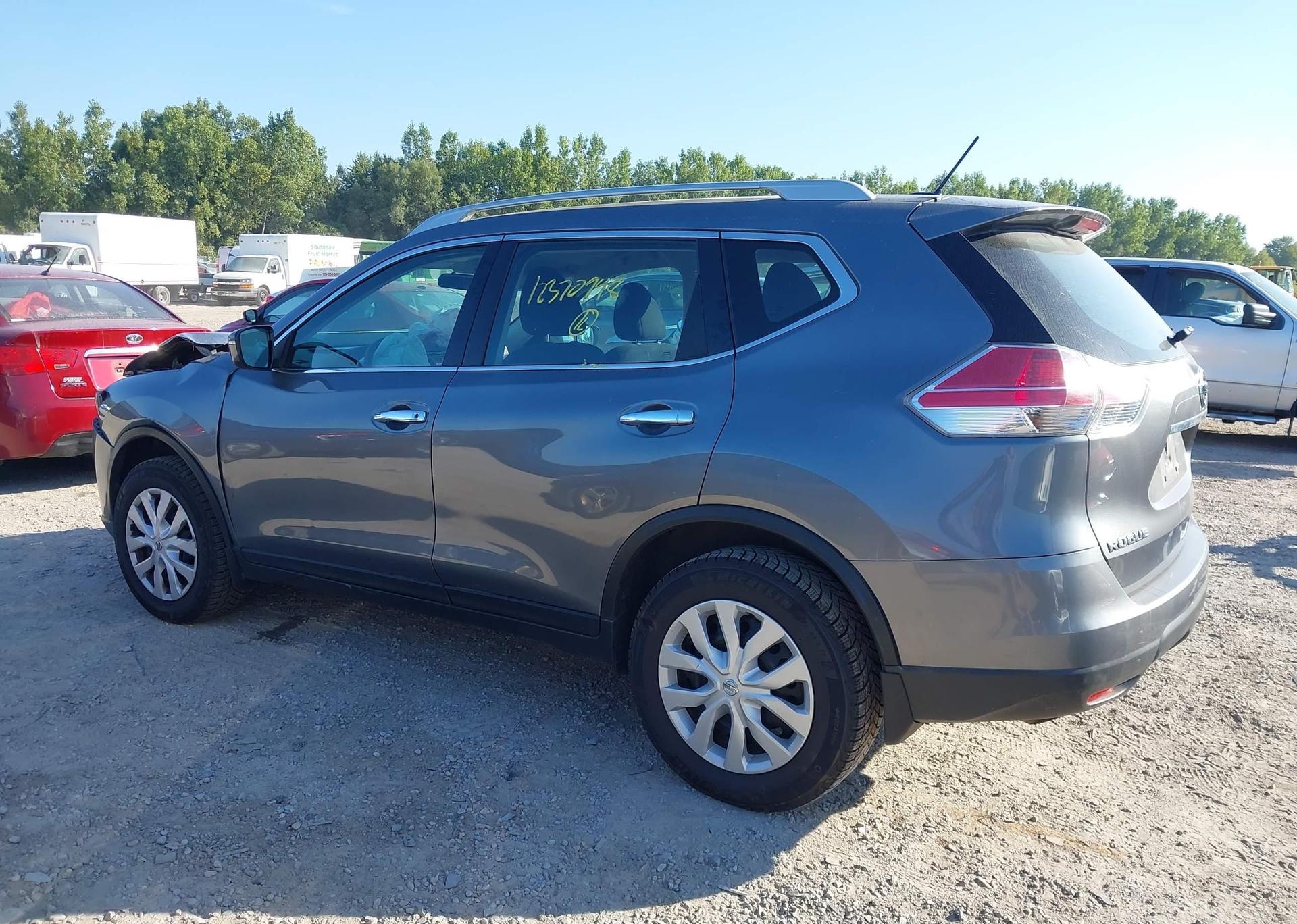 2015 NISSAN ROGUE S