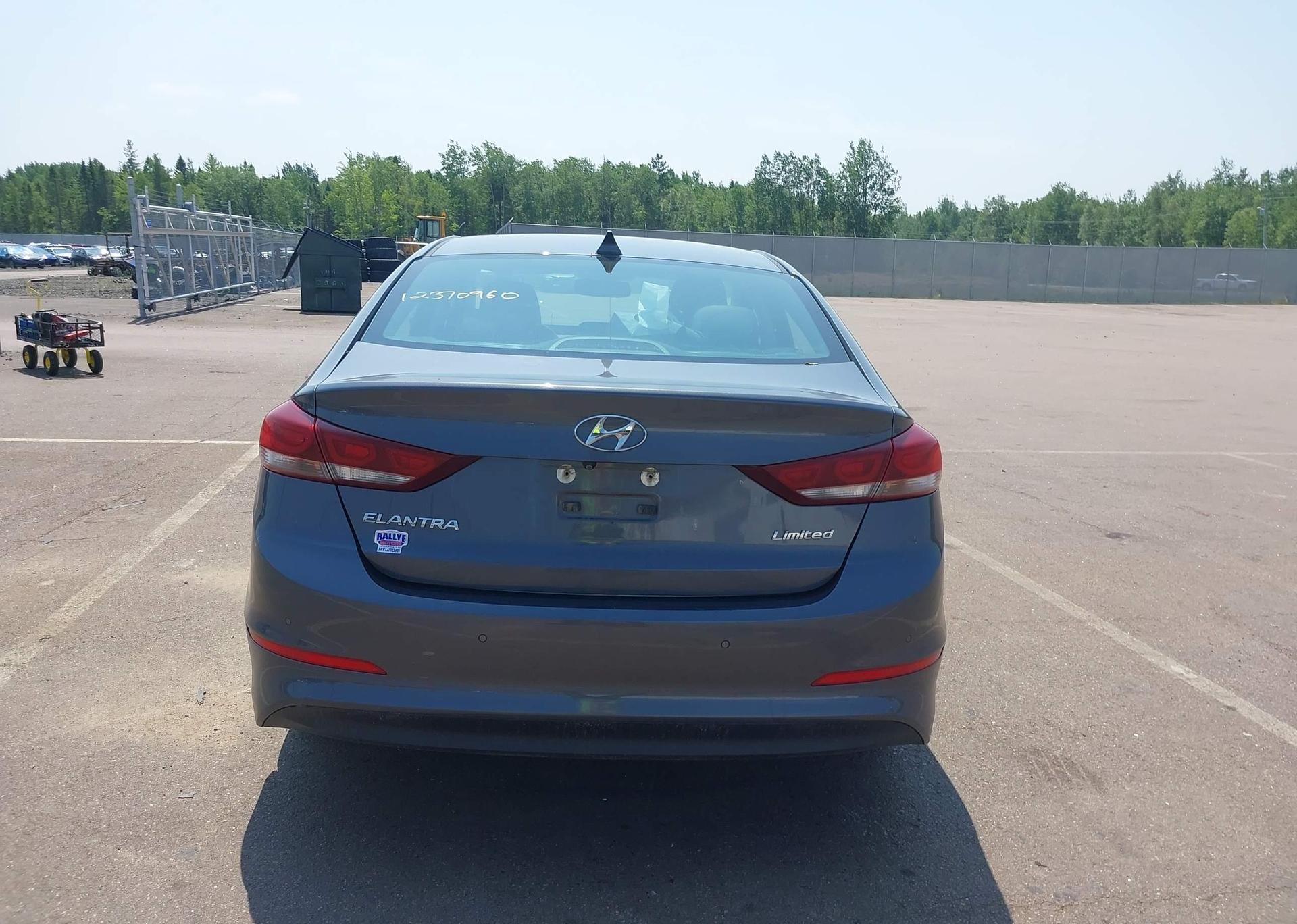 2017 HYUNDAI ELANTRA LIMITED